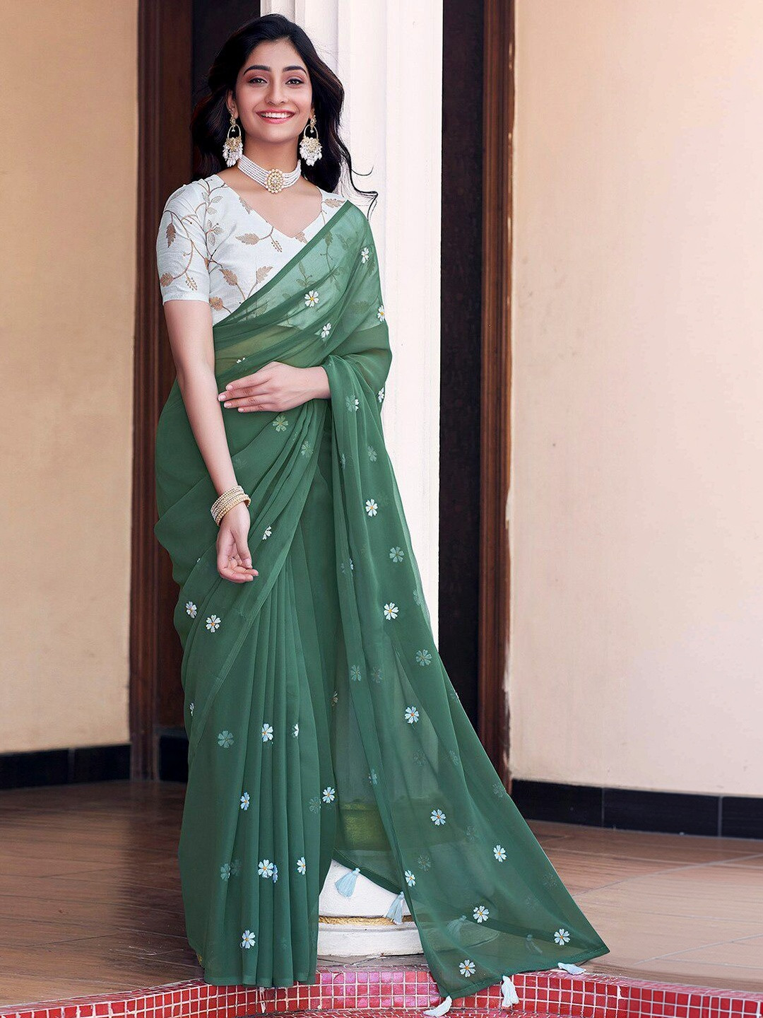 SANISA Floral Embroidered Poly Georgette Designer Saree