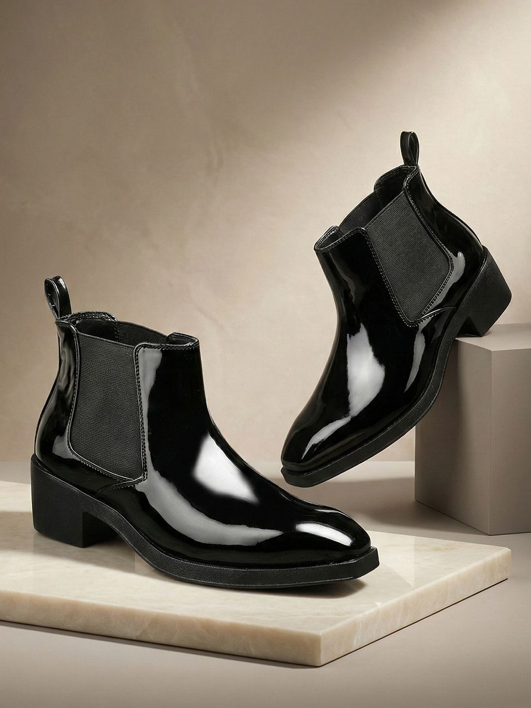 HERE&NOW Men Round Toe Chelsea Boots