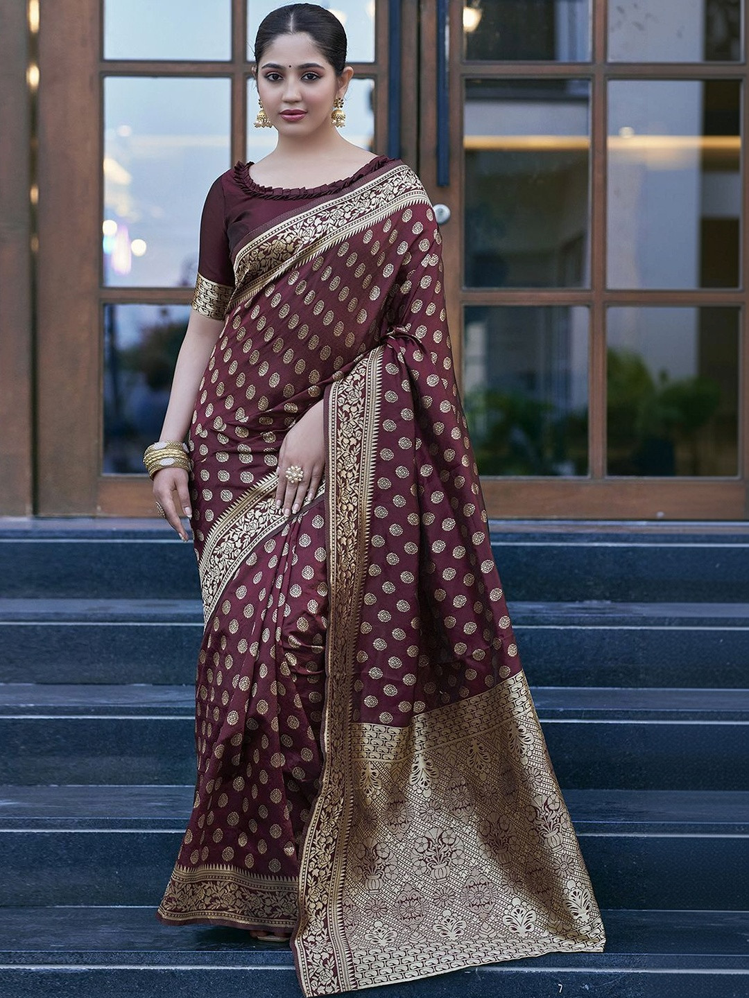 SANISA Ethnic Motifs Zari Silk Blend Heavy Work Saree