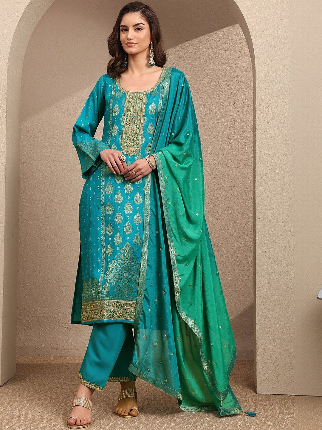 Libas Women Regular Kurta with Trousers & With Dupatta