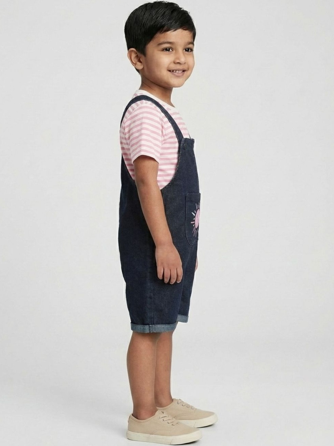 YK Kids Printed Dungarees With T-Shirt