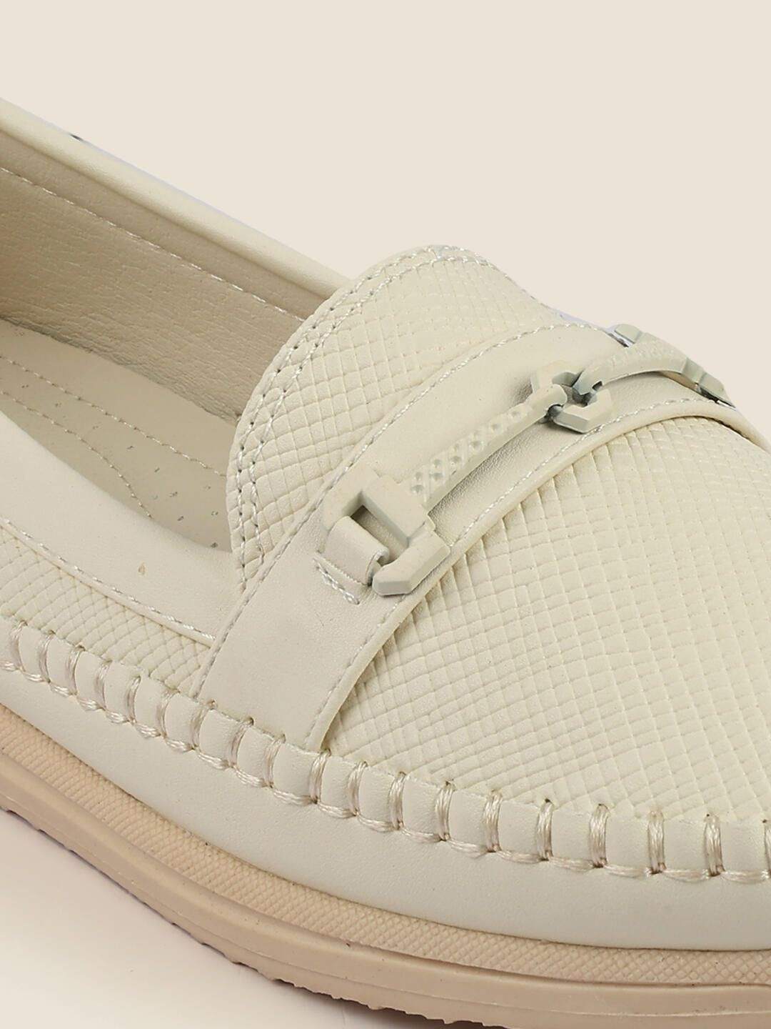 Metro Women Textured Loafers