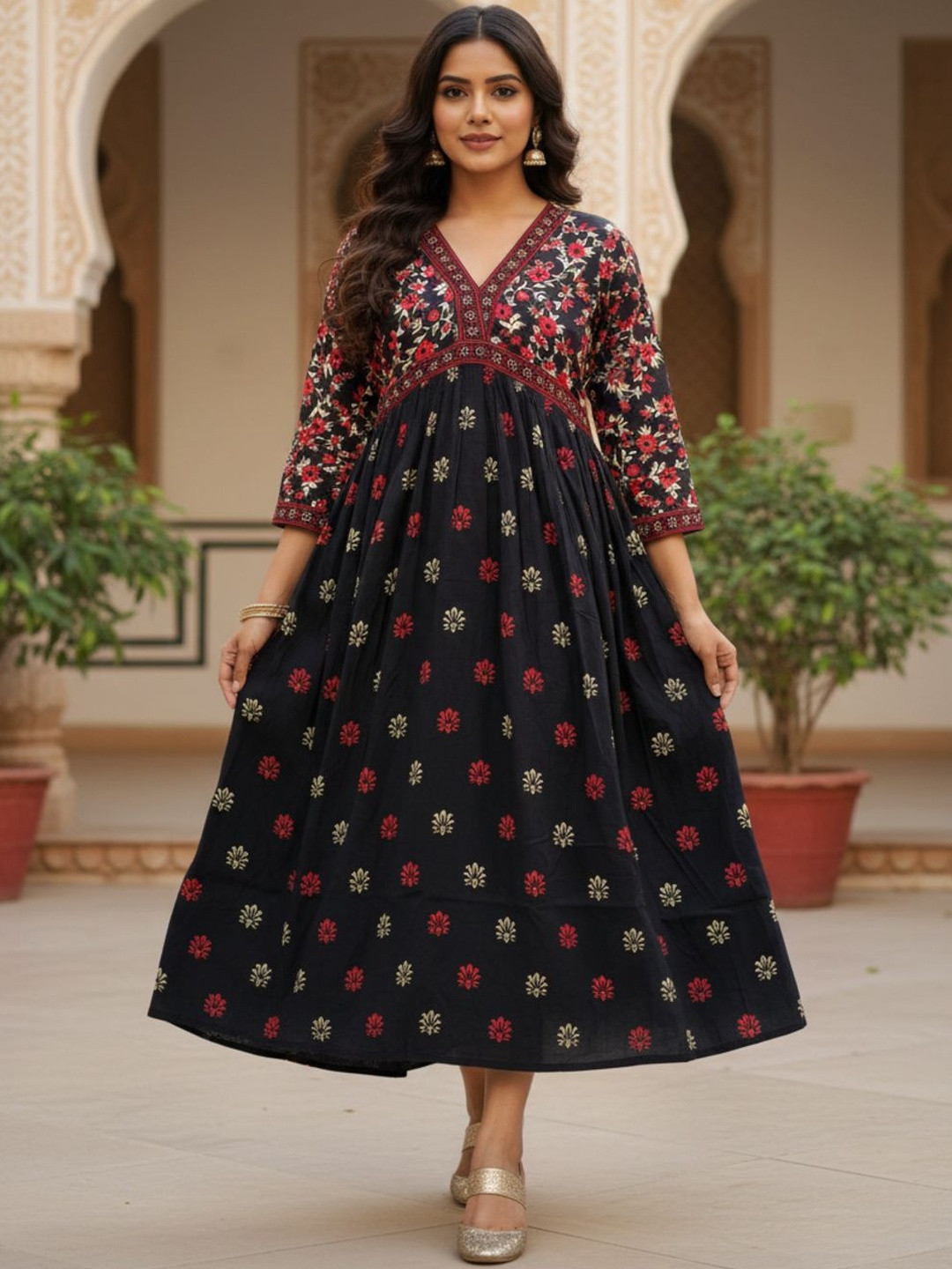 ETZIN Floral Printed V-Neck Empire Anarkali Kurti