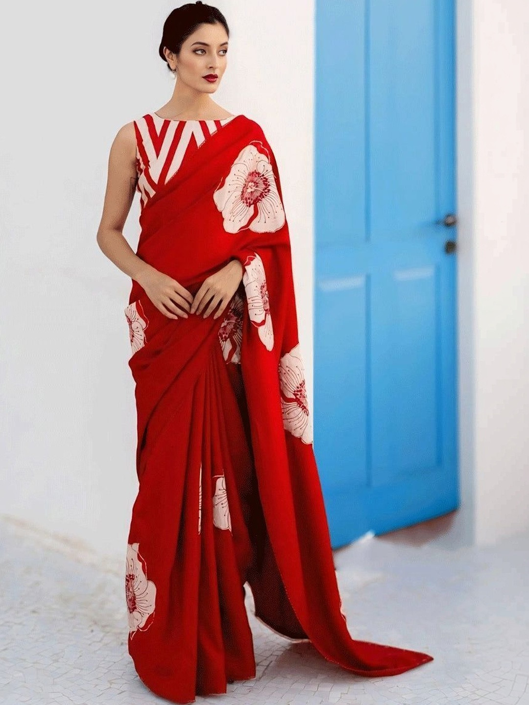 Swaraas Floral Satin Saree
