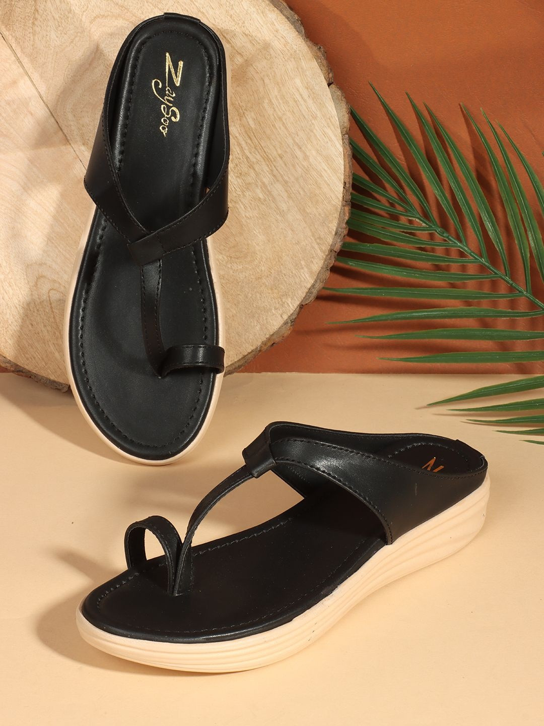 ZAYSOO Women T-Strap Flats