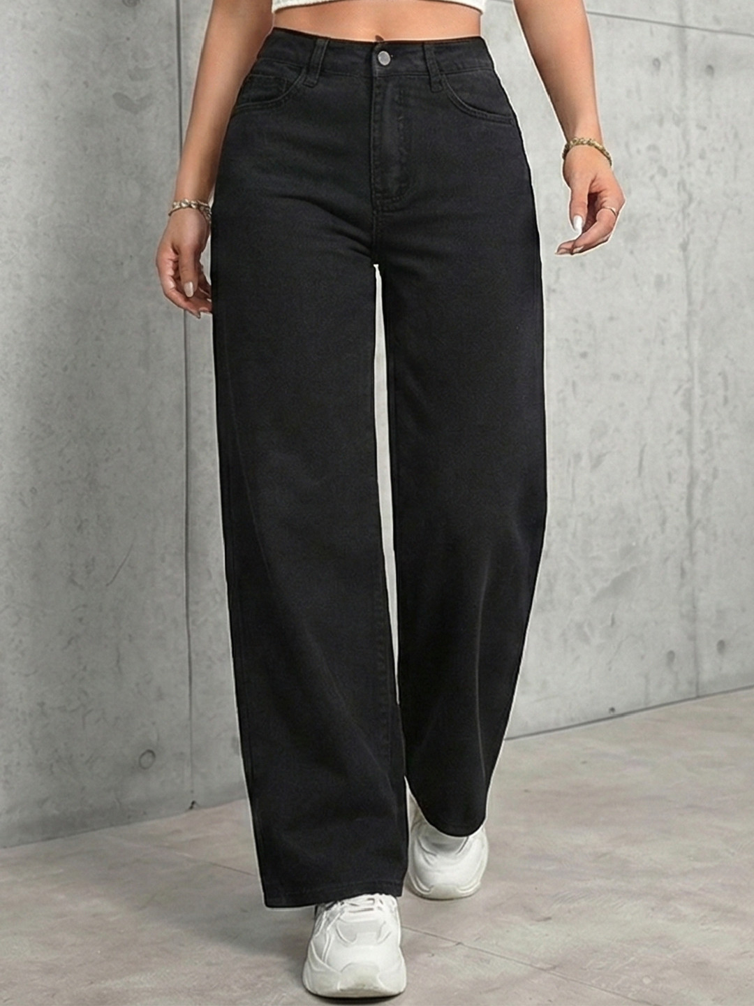 Shrutika Women Jean Relaxed Fit High-Rise Stretchable Jeans