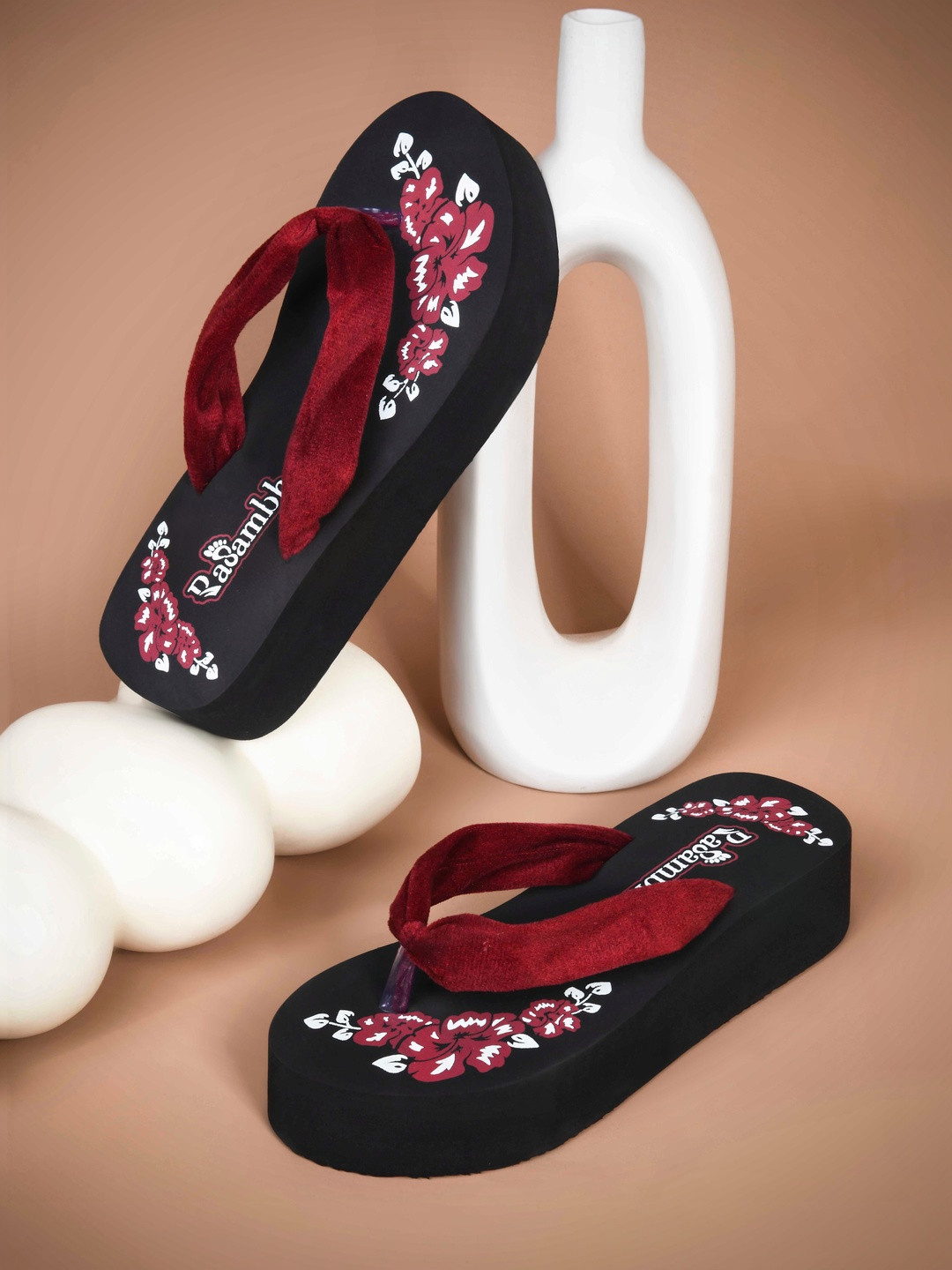 Rasambh Women Printed Thong Flip-Flops