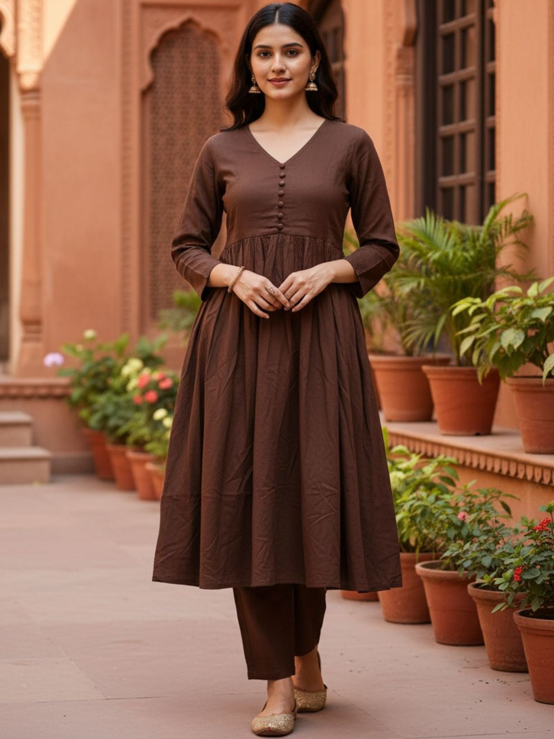 ETZIN Women Regular Kurta with Trousers