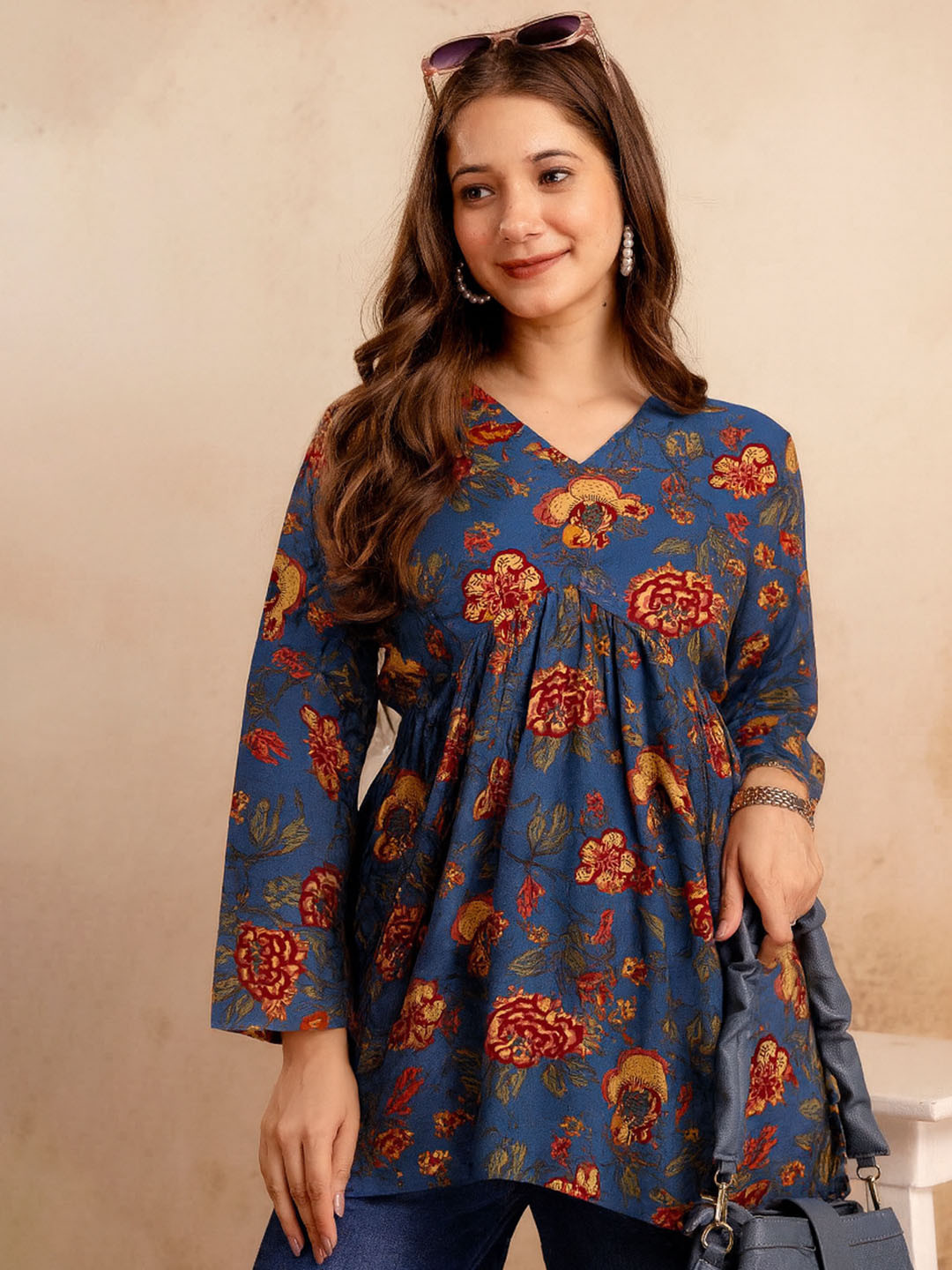 HYTEN Women Floral Printed Kurta