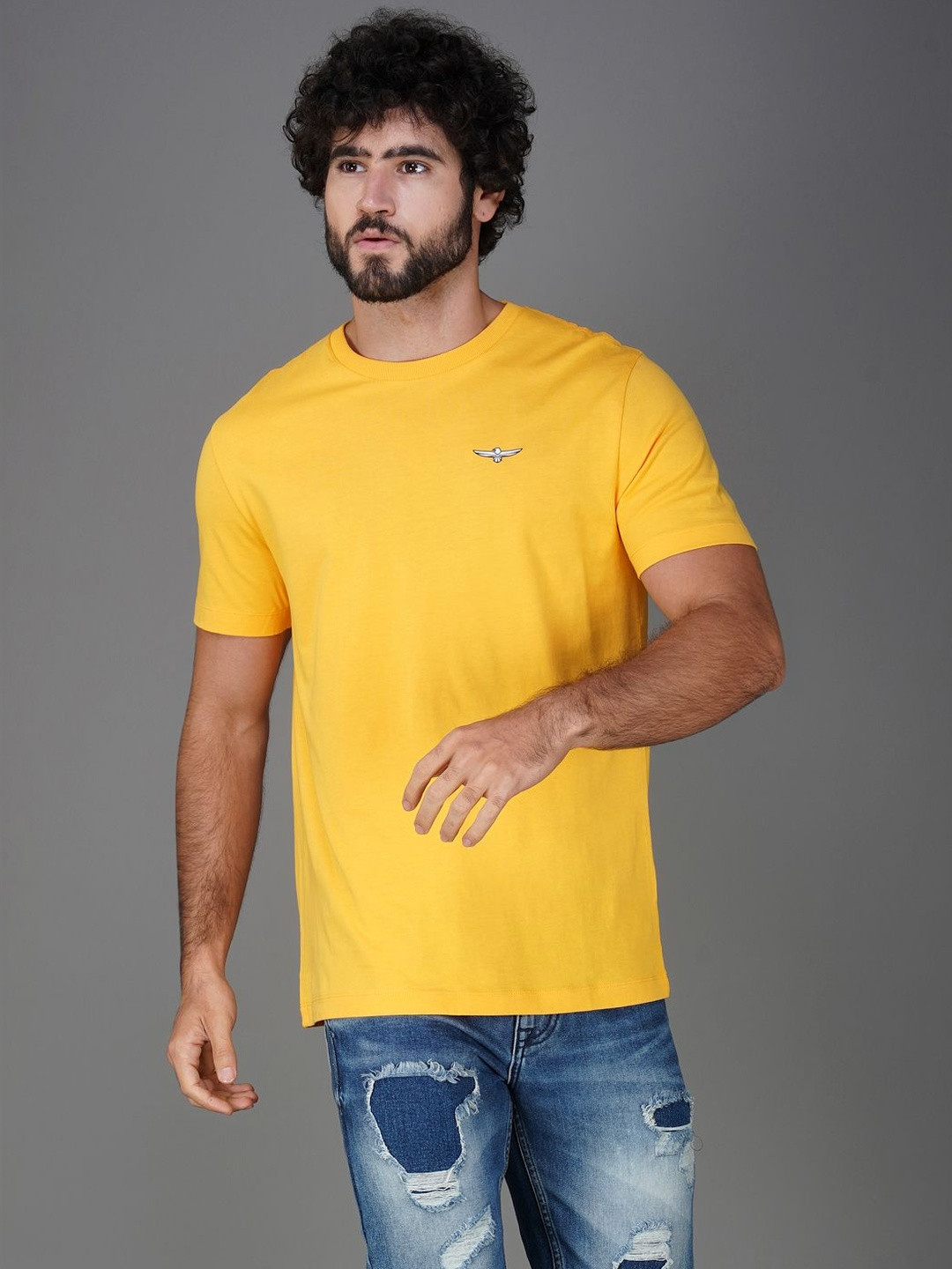 Zvezda Men Regular Fit Mustard Yellow Round Neck Pure Cotton Solid T-Shirt