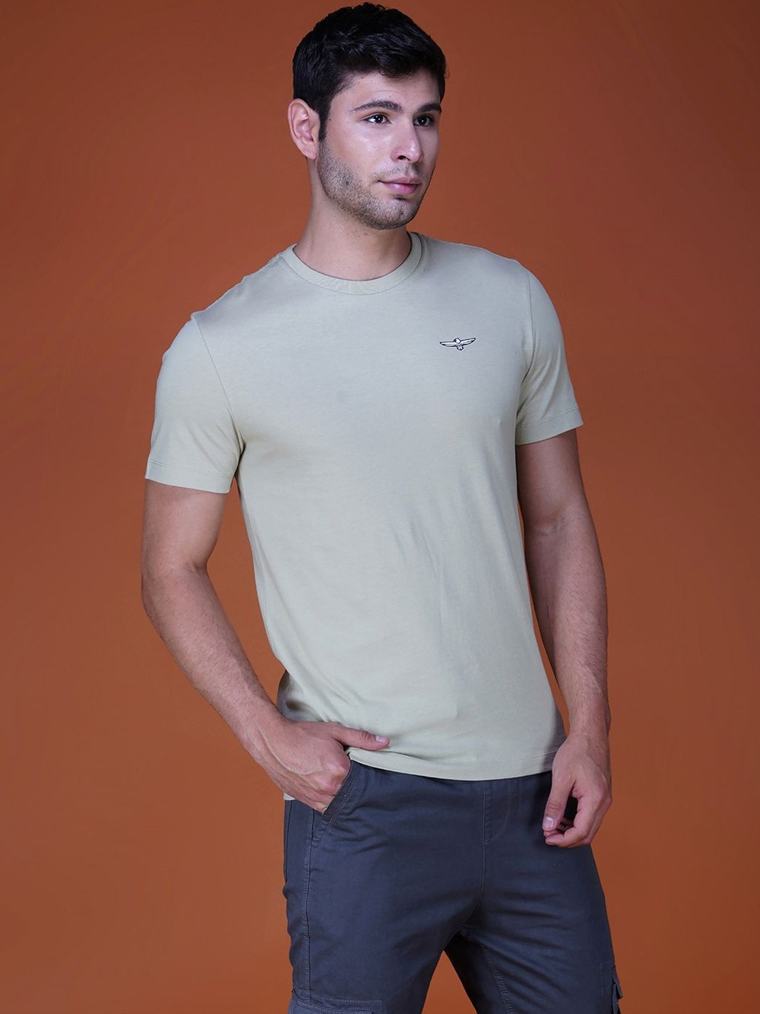 Zvezda Men Regular Fit Warm Grey Round Neck Pure Cotton Solid T-Shirt
