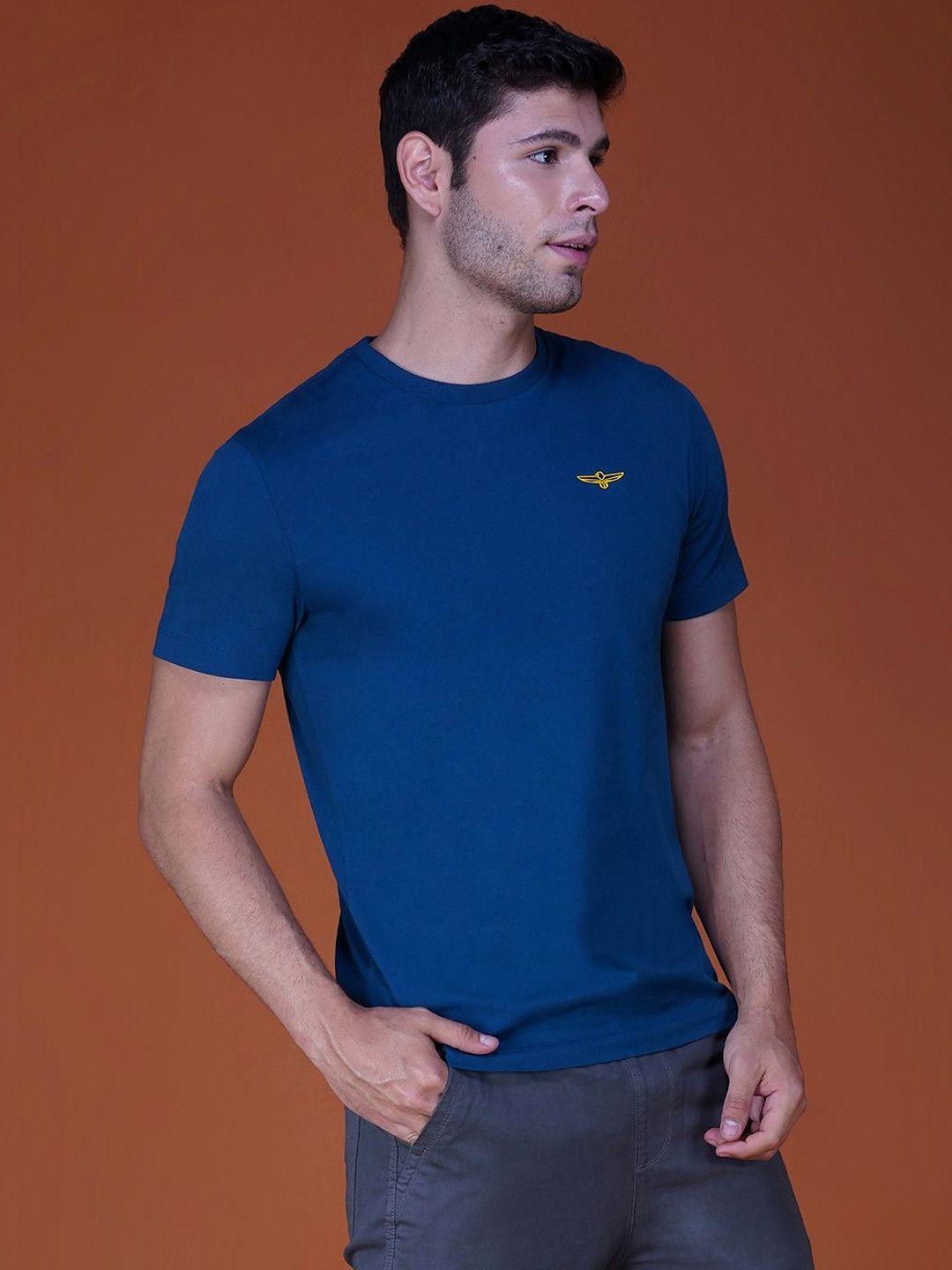 ZVEZDA Men Regular Fit Petrol Blue Round Neck Pure Cotton Solid T-Shirt