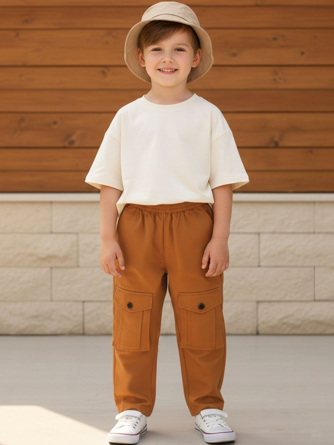 Cutiekins Boys Solid Mid-Rise Regular-Fit Cargo Pants