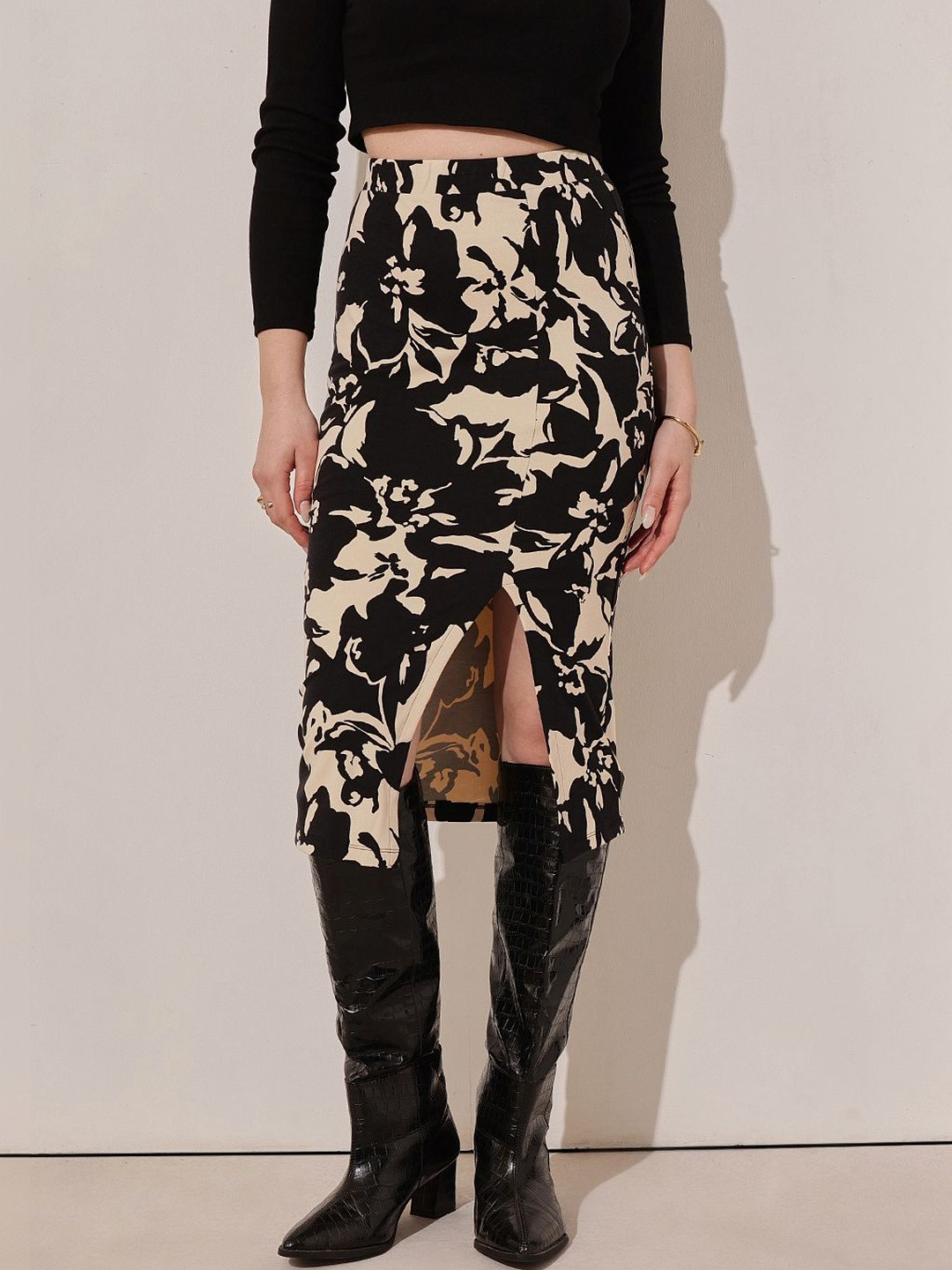 STREET 9 Printed Pencil Midi Skirts