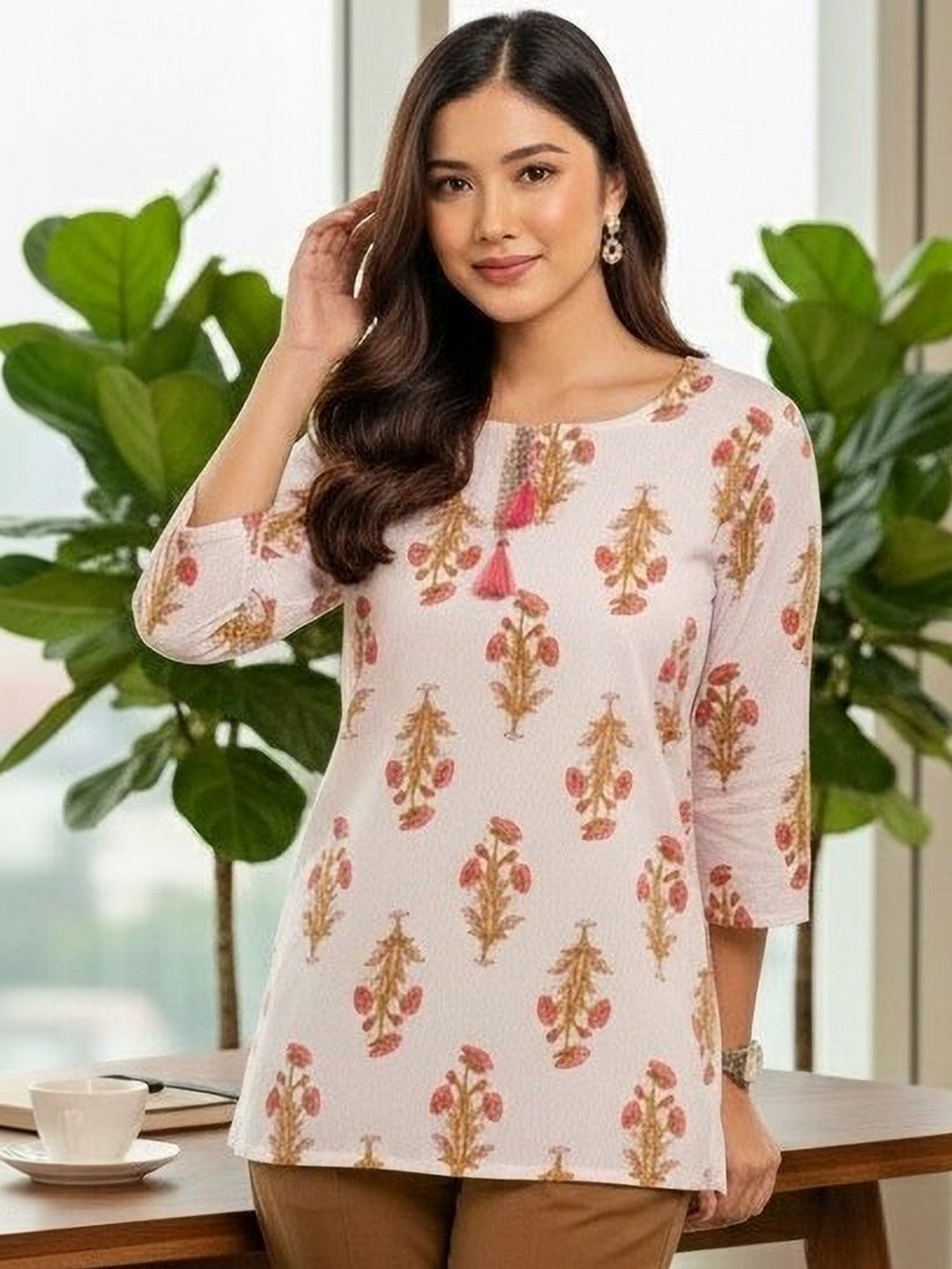 Zyla Women Floral Printed Kurta