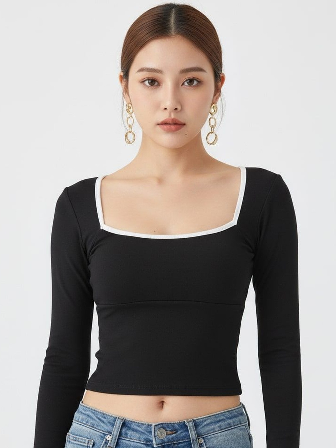 Quintessentials Long-Sleeve Square-Neck Contrast Trim Crop Top