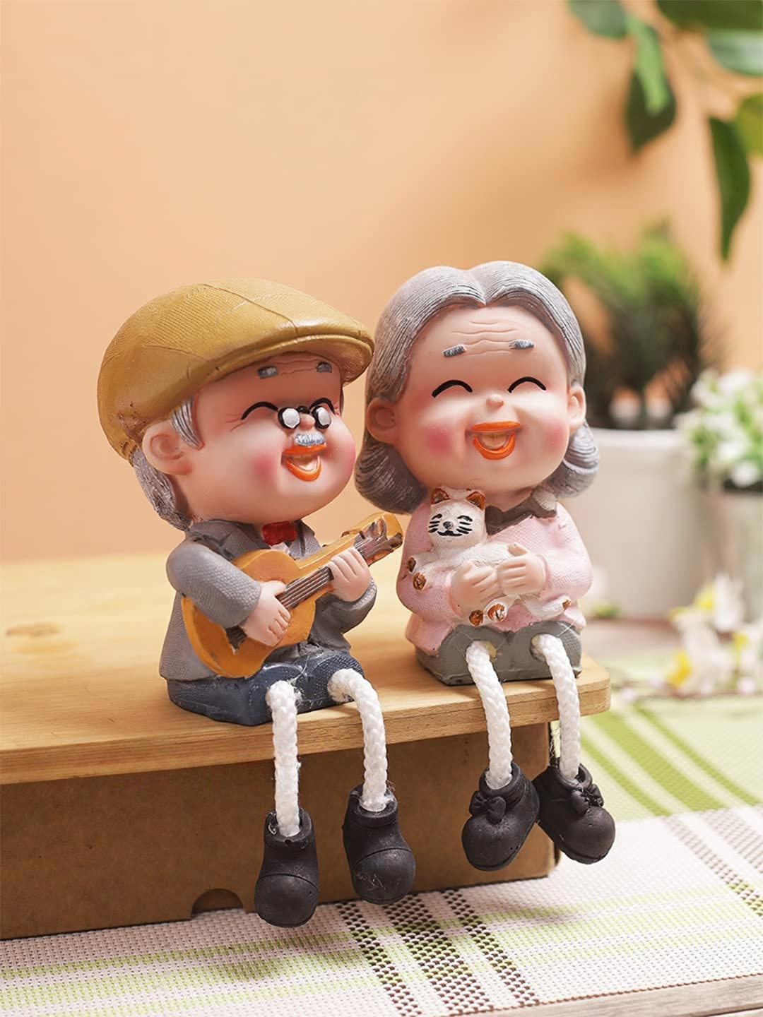 CraftVatika Cream Coloured & Grey 2 Pieces Dada Dadi Figurine Showpiece