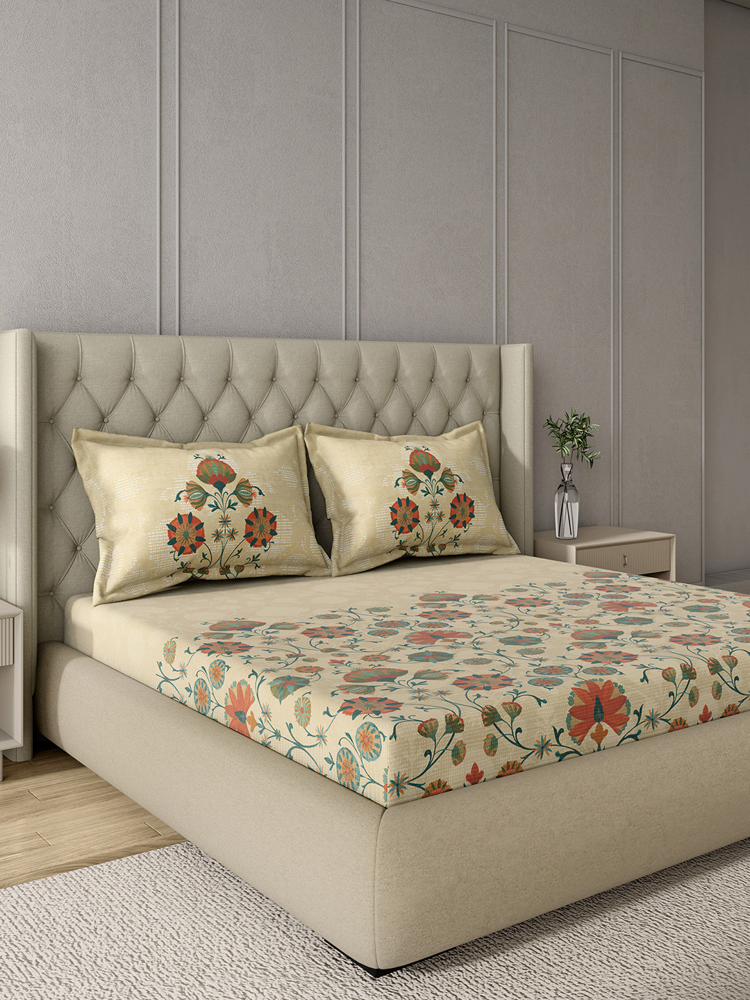 GM Beige & Brown Floral 144 TC King Bedsheet with 2 Pillow Covers