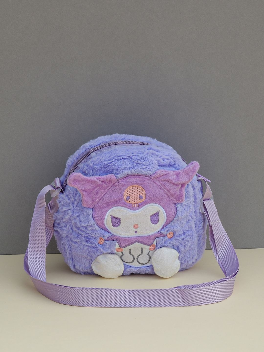 DukieKooky Textured Sling Bag with Applique