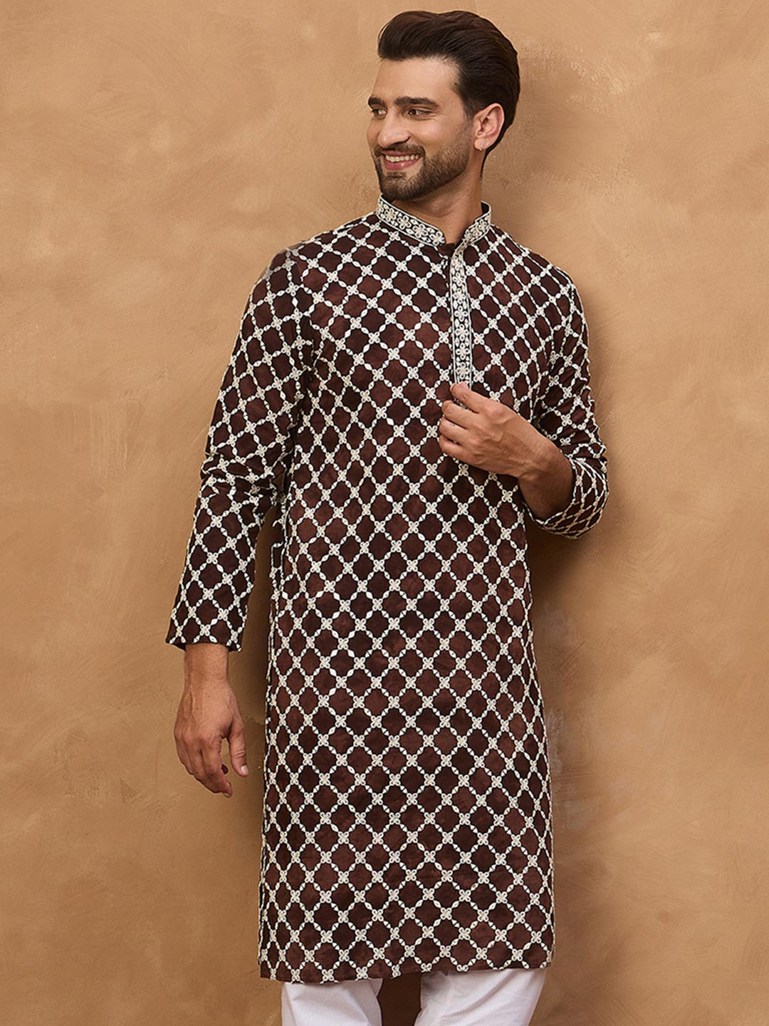 House of Pataudi Embroidered Mandarin Collar Straight Kurtas