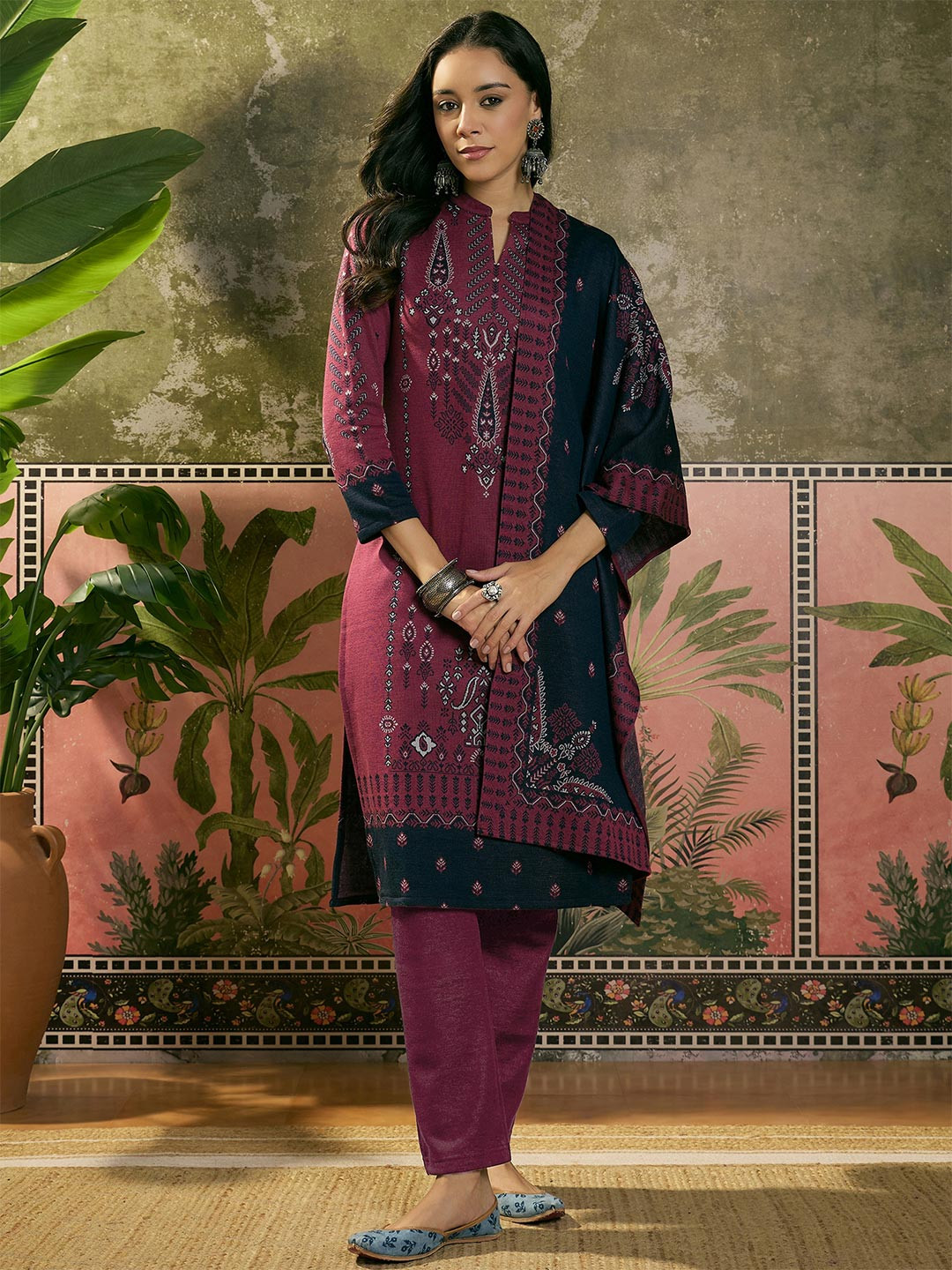 Sangria Women Winter Ethnic Motifs Printed Regular Kurta With Trousers & Dupatta