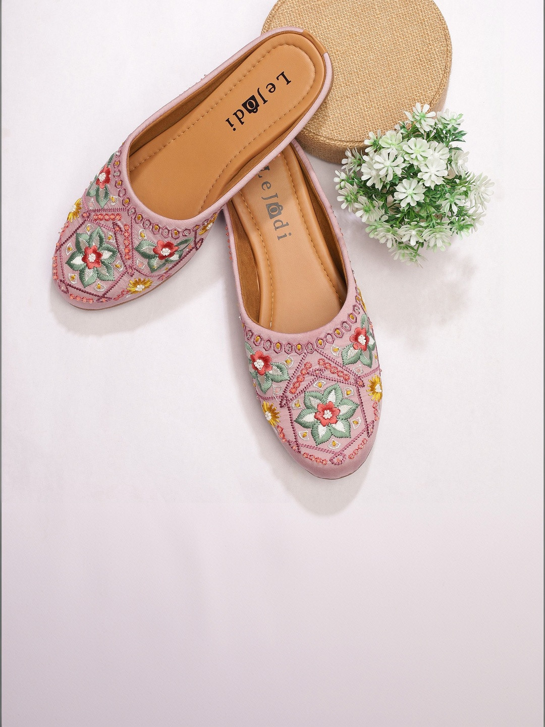 LEJODI Women Canvas Comfort Flats