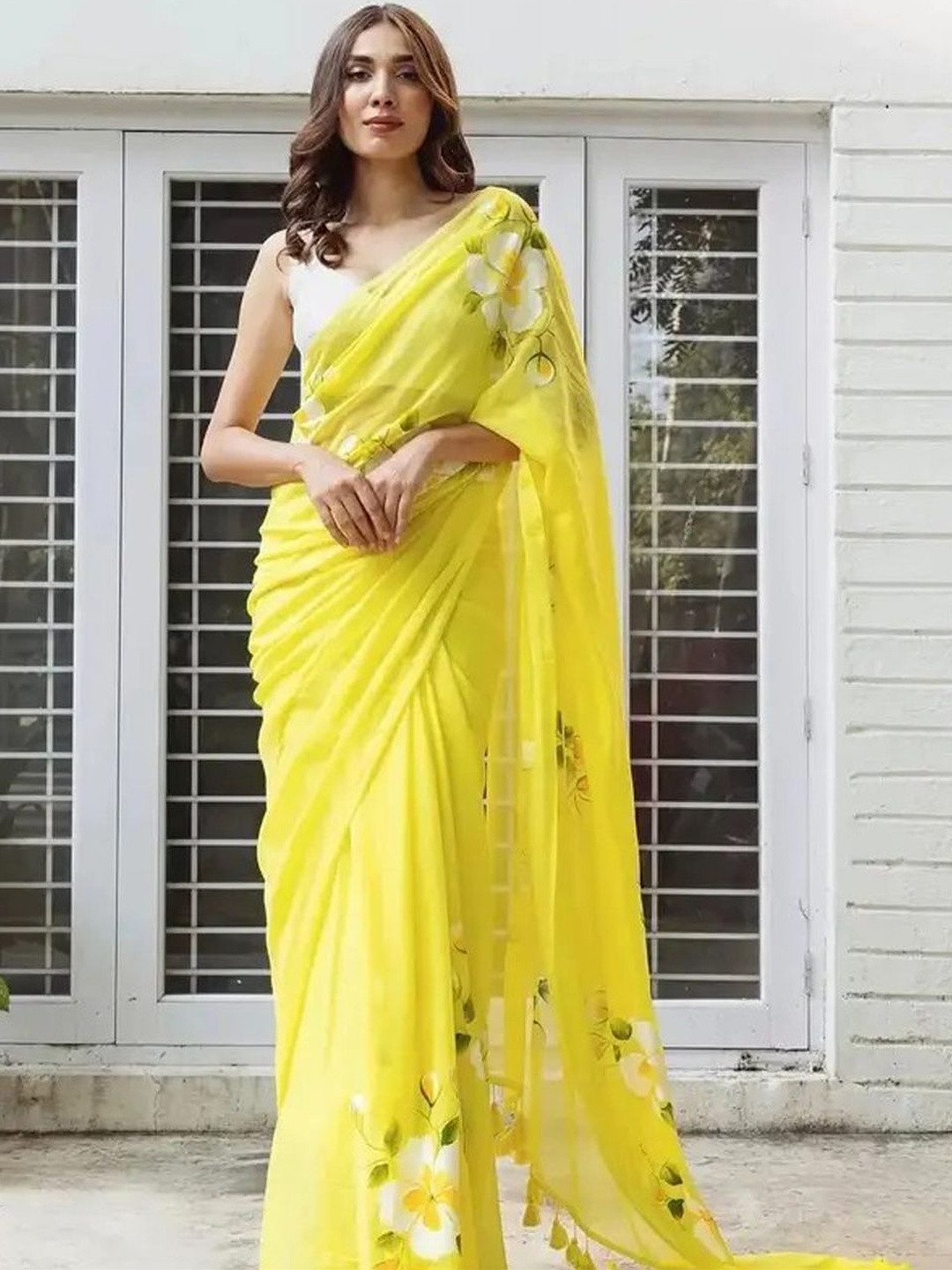 SILKWEAR Floral Linen Blend Designer Saree