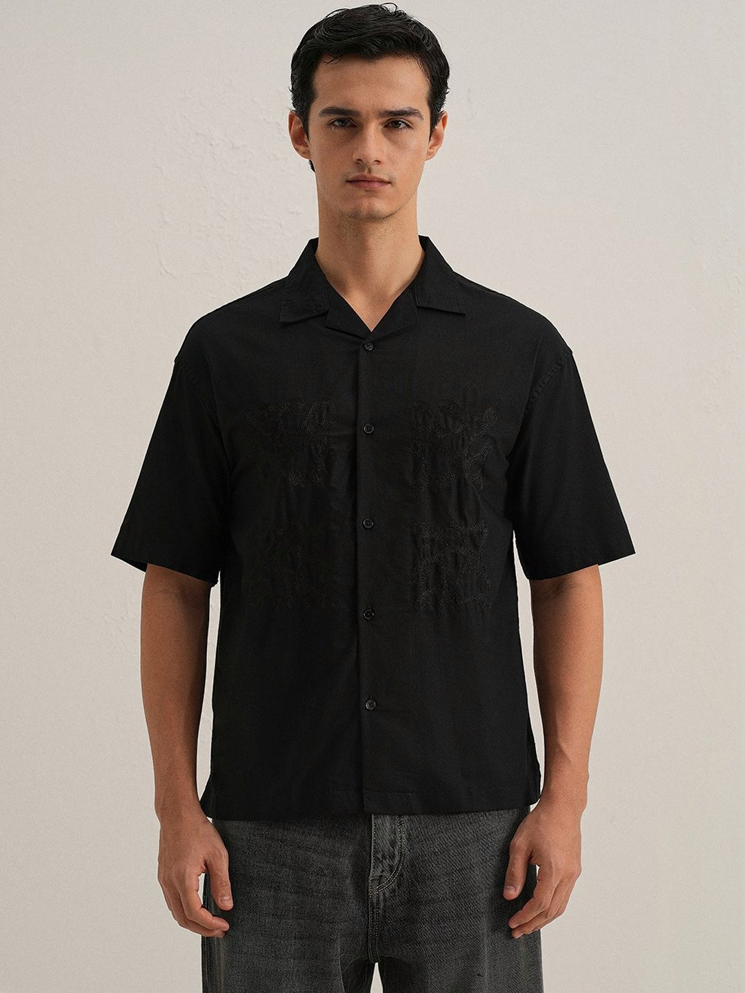 Banana Club Embroidery Cuban Abstract Cotton Short Sleeves Boxy Fit Shirt