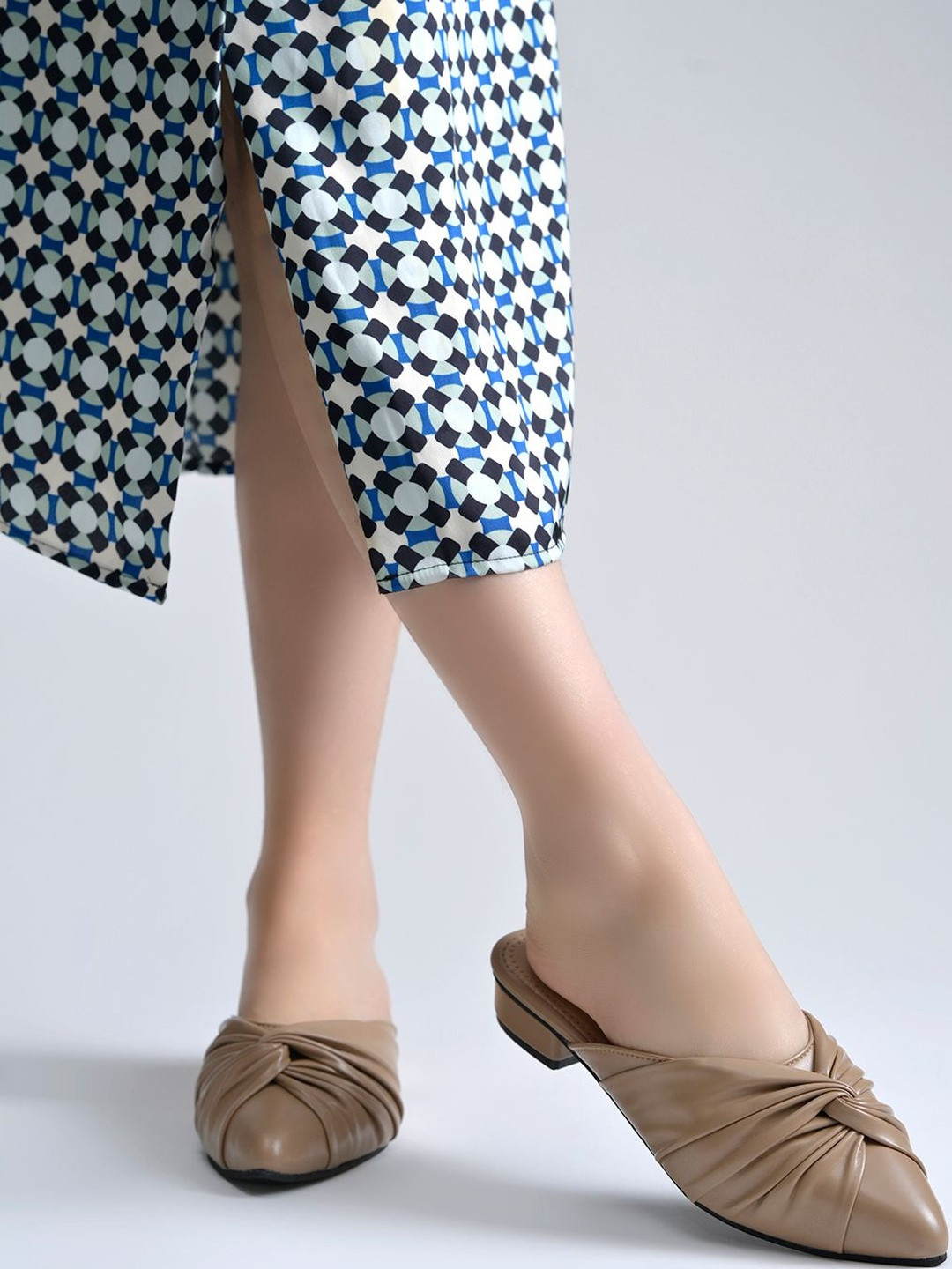 SZN Women Mules with Bows Flats