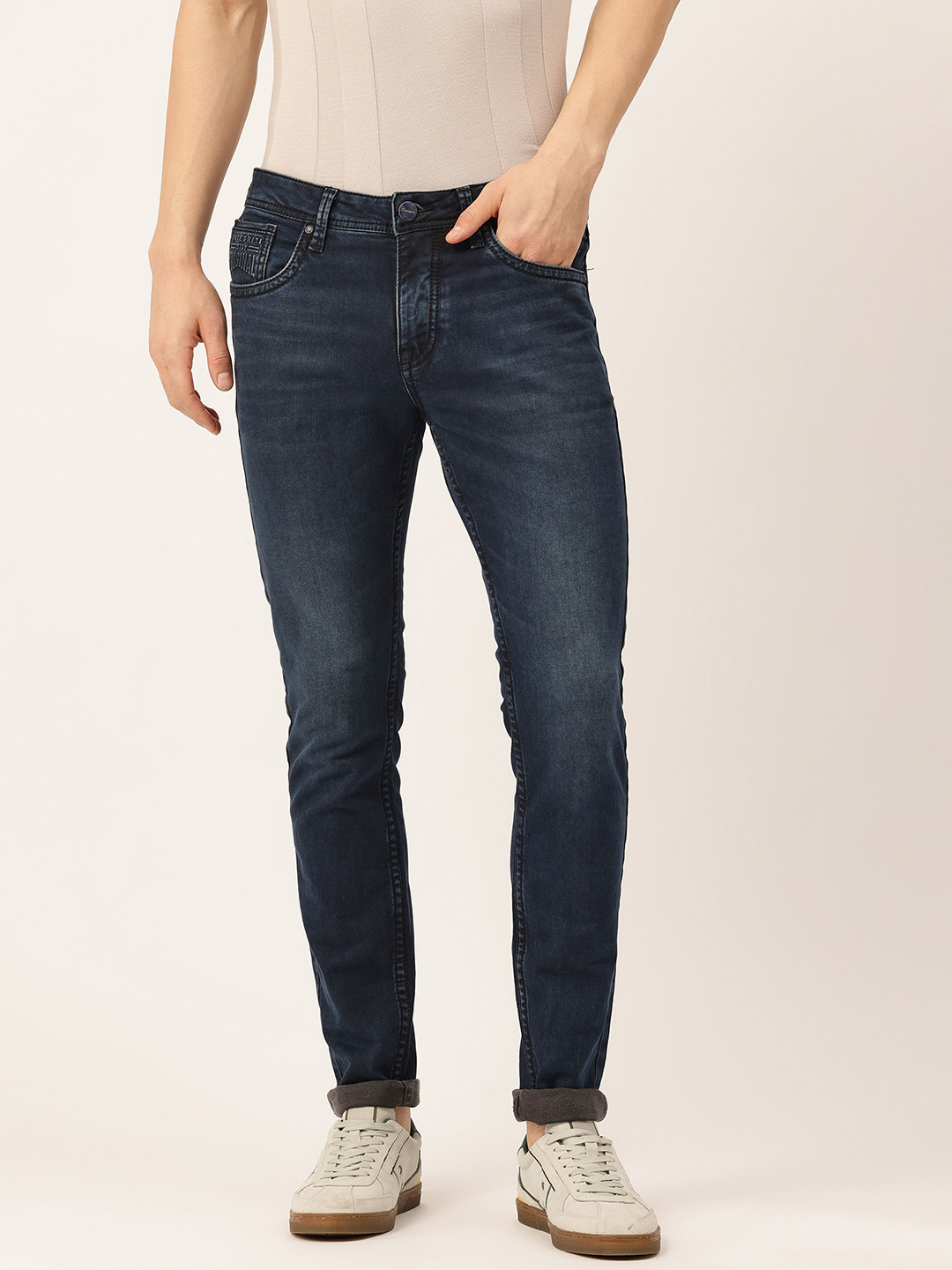 Integriti Men Smart Skinny Fit Mid-Rise Light Fade Stretchable Jeans