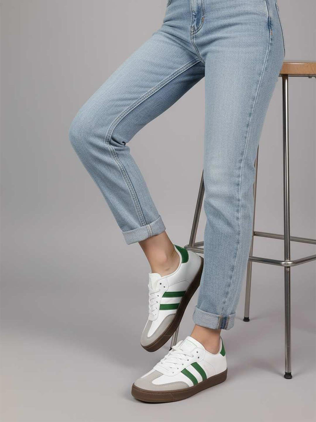 DODA Women Green Suede Casual Shoes