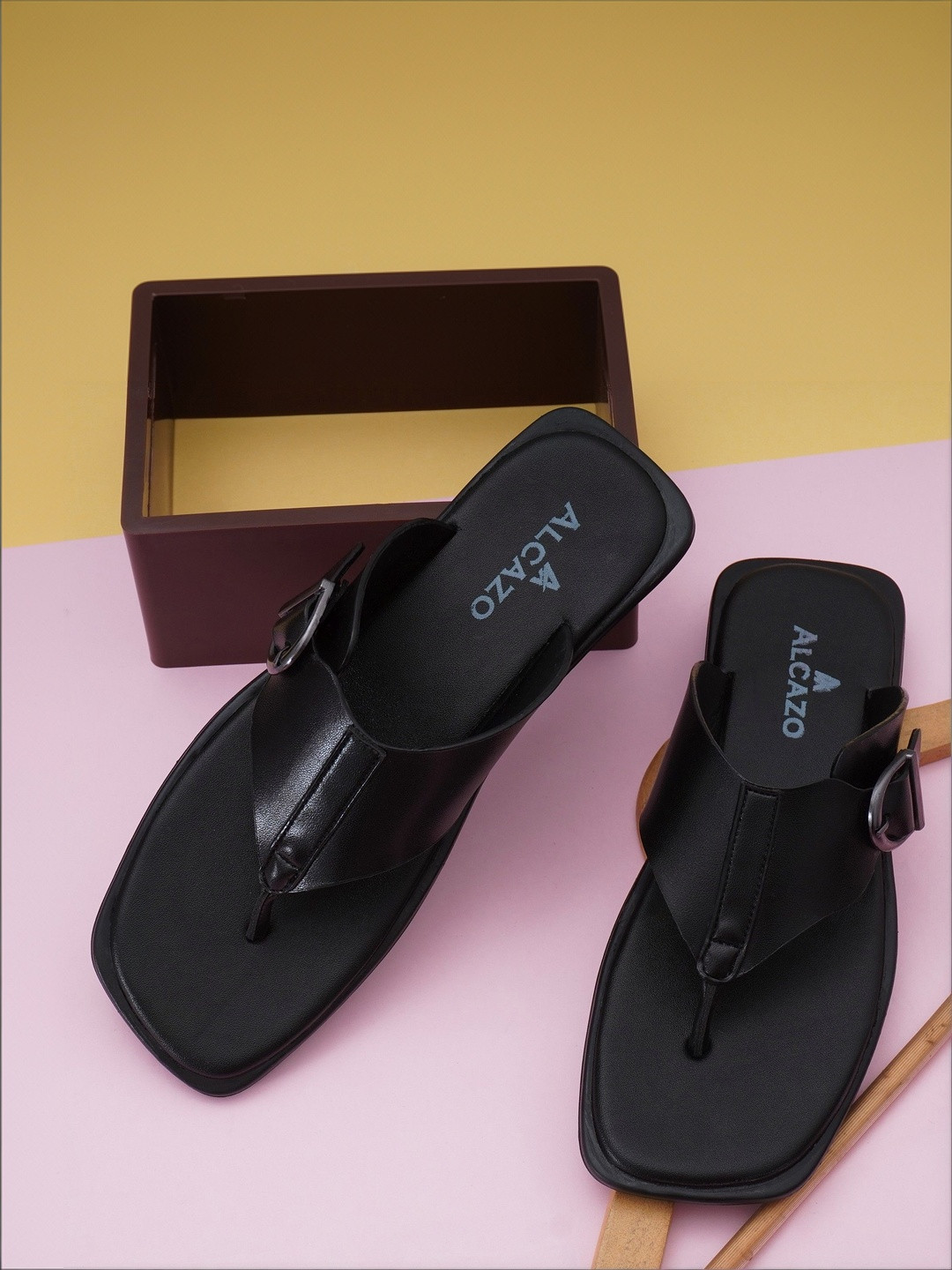 ALCAZO Men Thong Flip-Flops