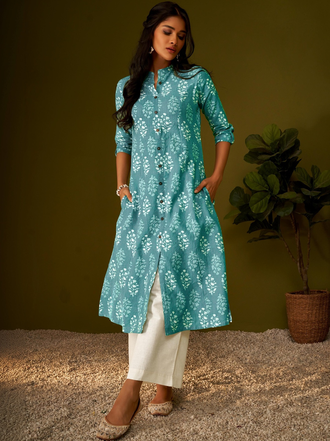 DRESOUL Women Floral Printed Indie Prints Kurta