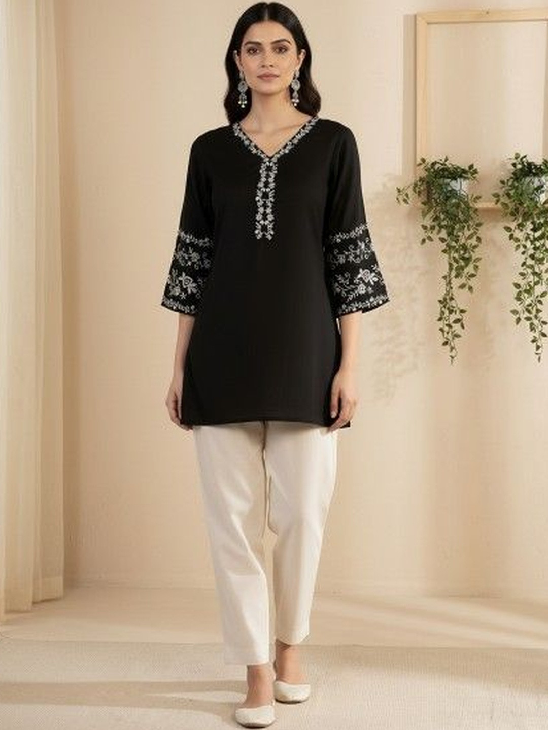 Mahiras Comfort Embellished Embroidered Ethnic Top