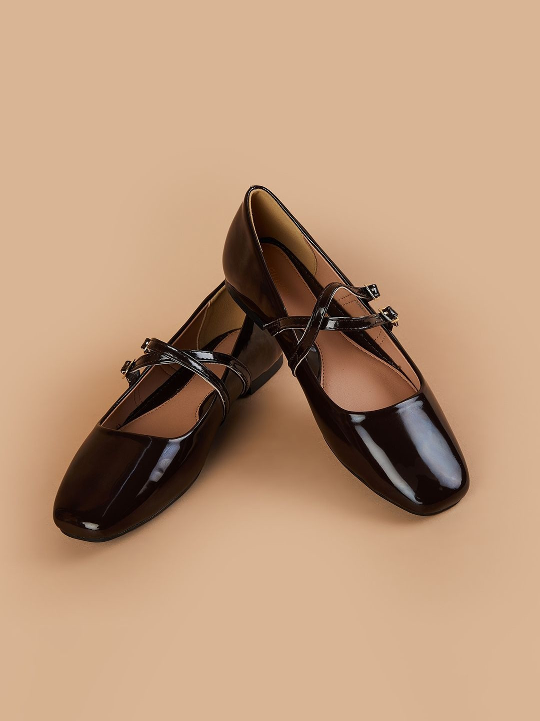 Ginger by Lifestyle Women PU Fashion