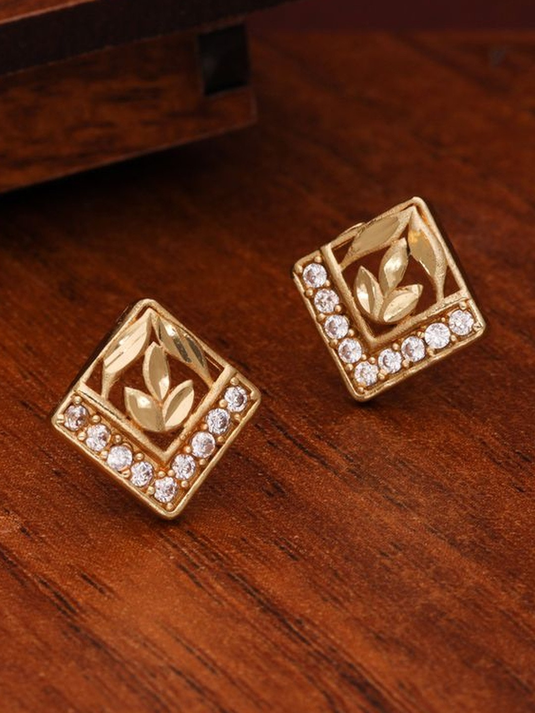 Sangria Gold-Plated American Diamond -Studded Earrings