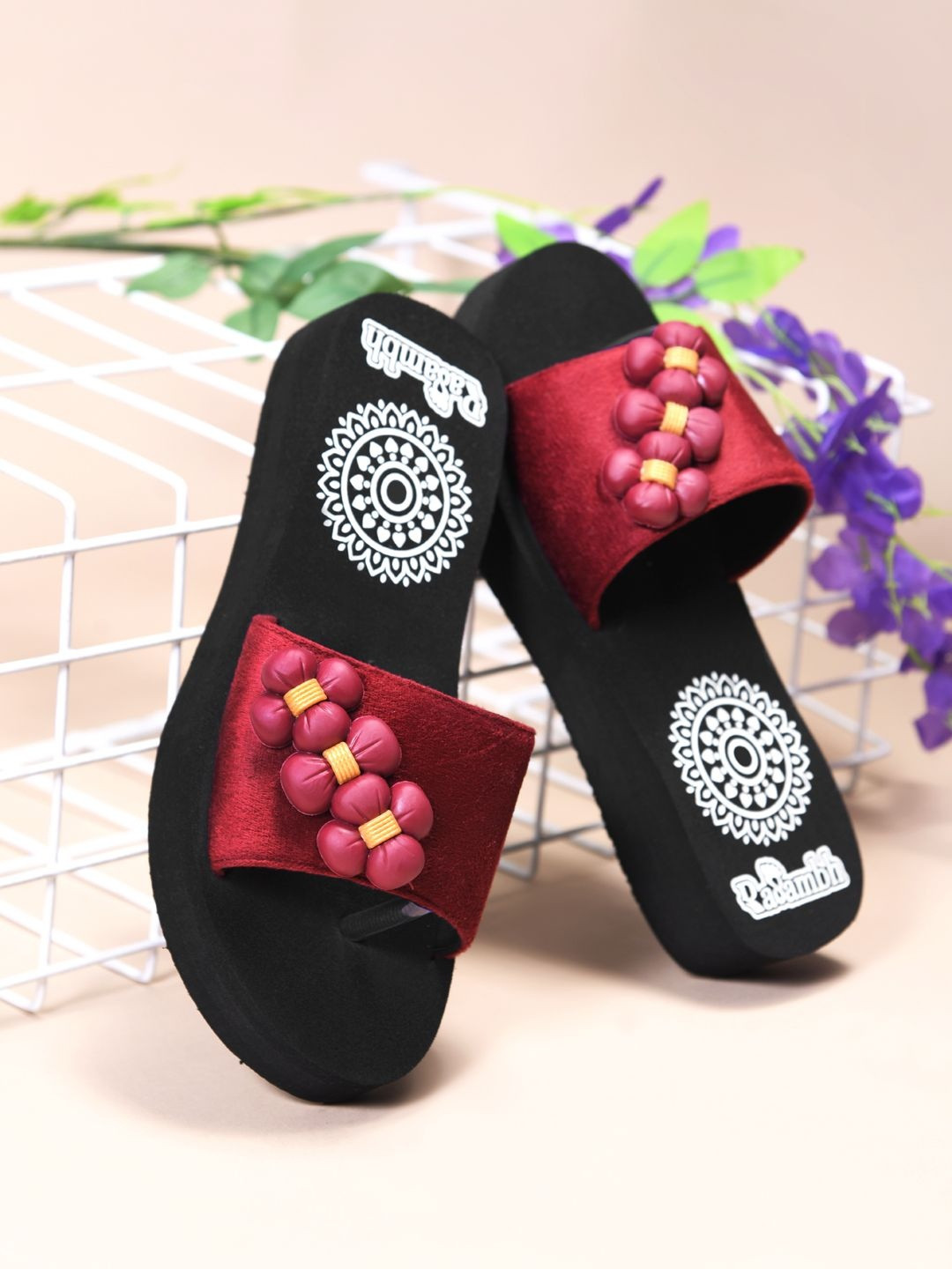 Rasambh Women Embellished Thong Flip-Flops