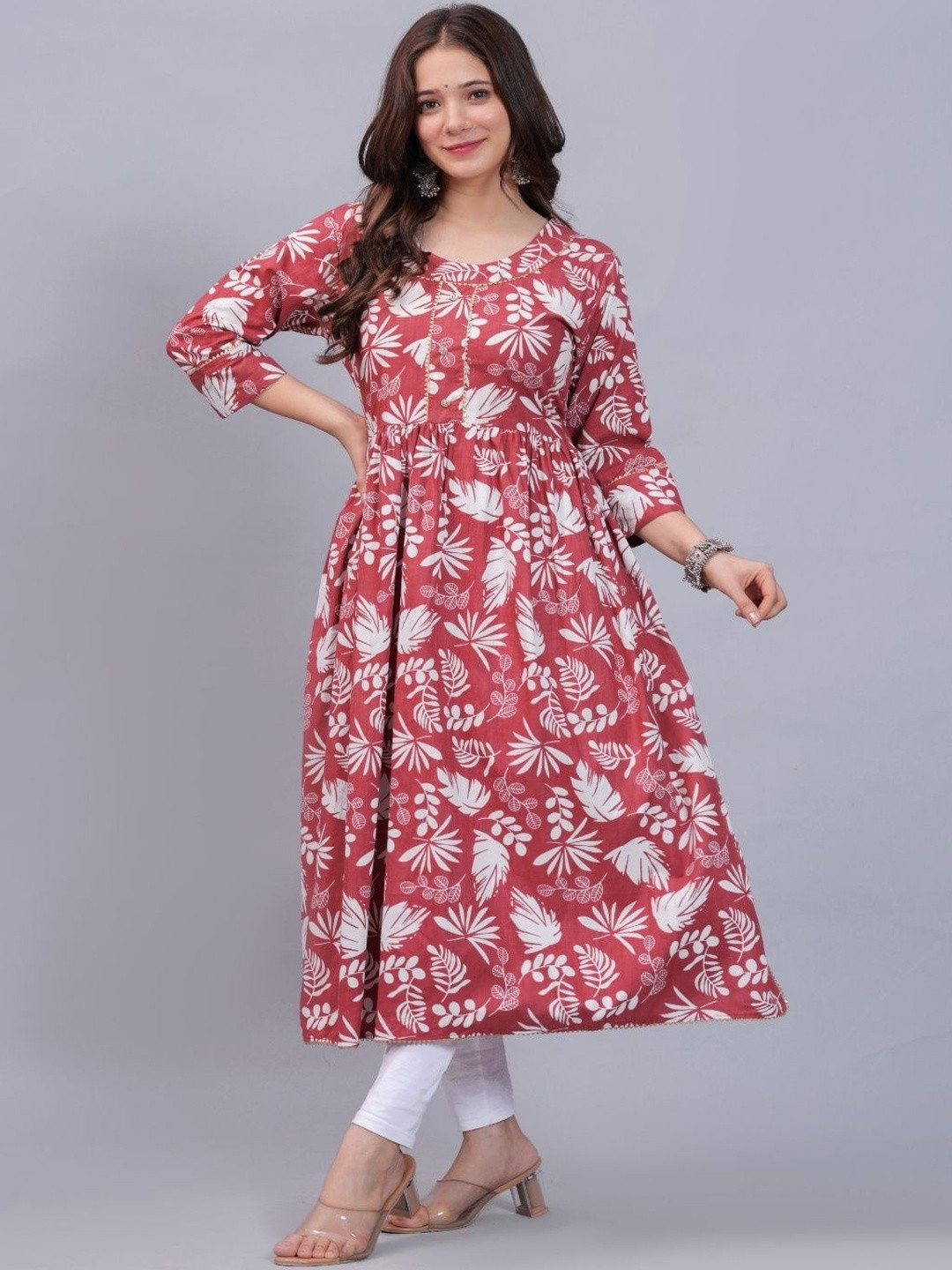 Mahruchi Textile Women Floral Printed Gotta Patti Indie Florals Kurta