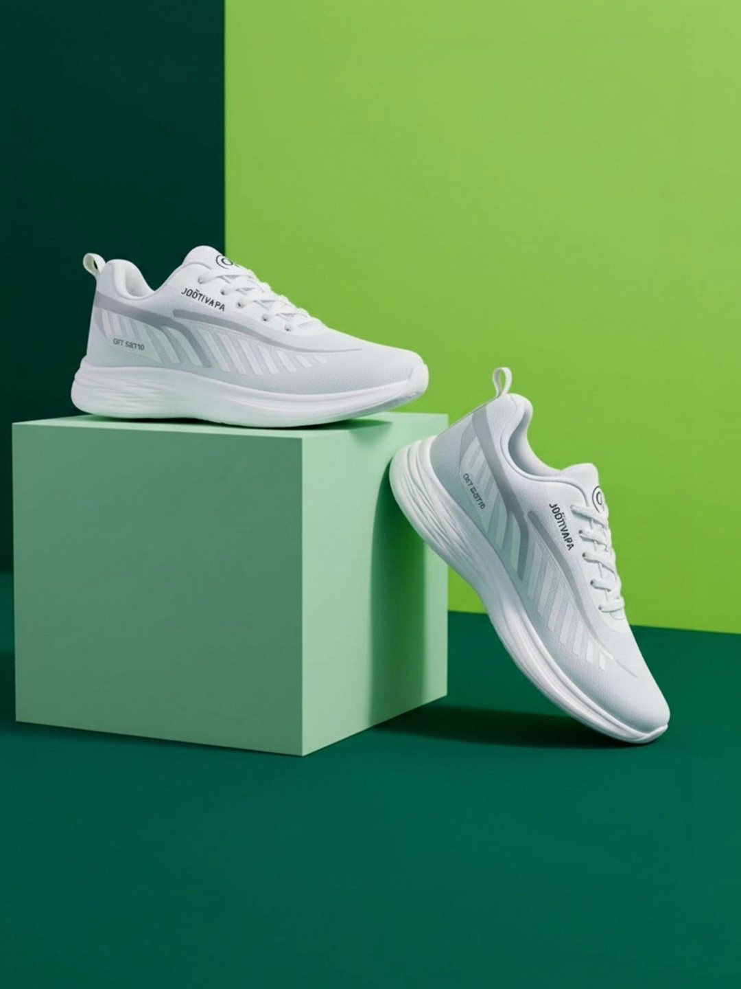 JOOTIYAPA Men Textured Sneakers
