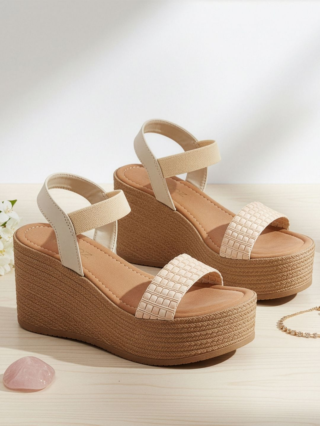 VENDOZ Textured Wedge Sandals