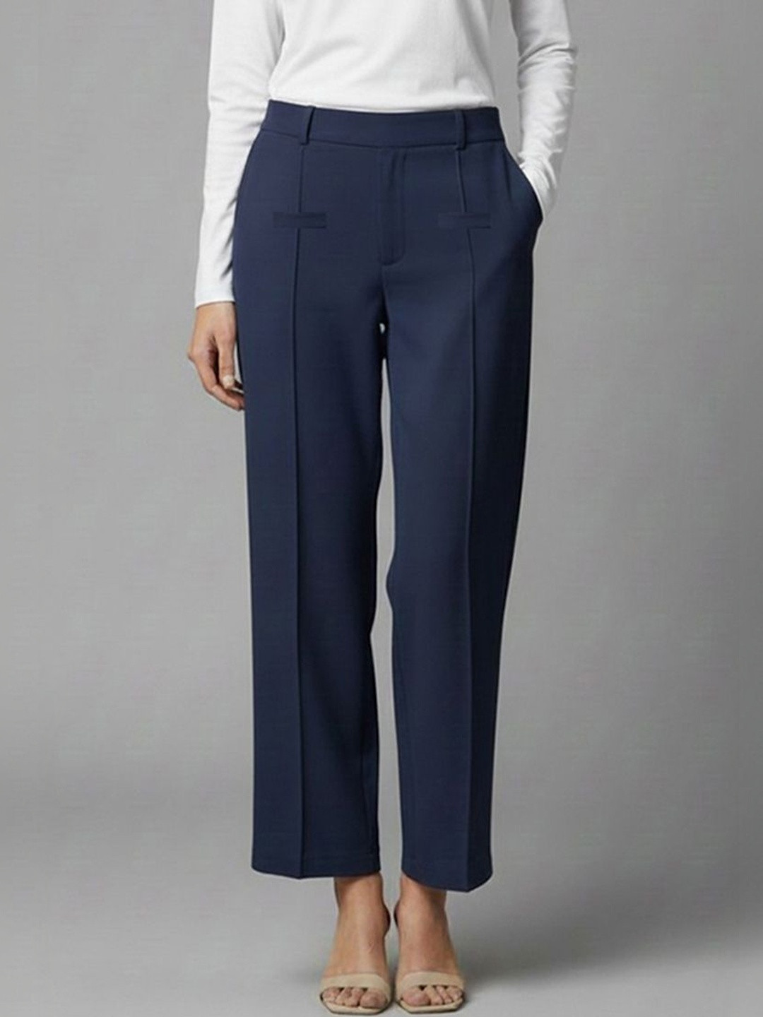 VOGAAN Women Relaxed Loose Fit High-Rise Easy Wash Trousers