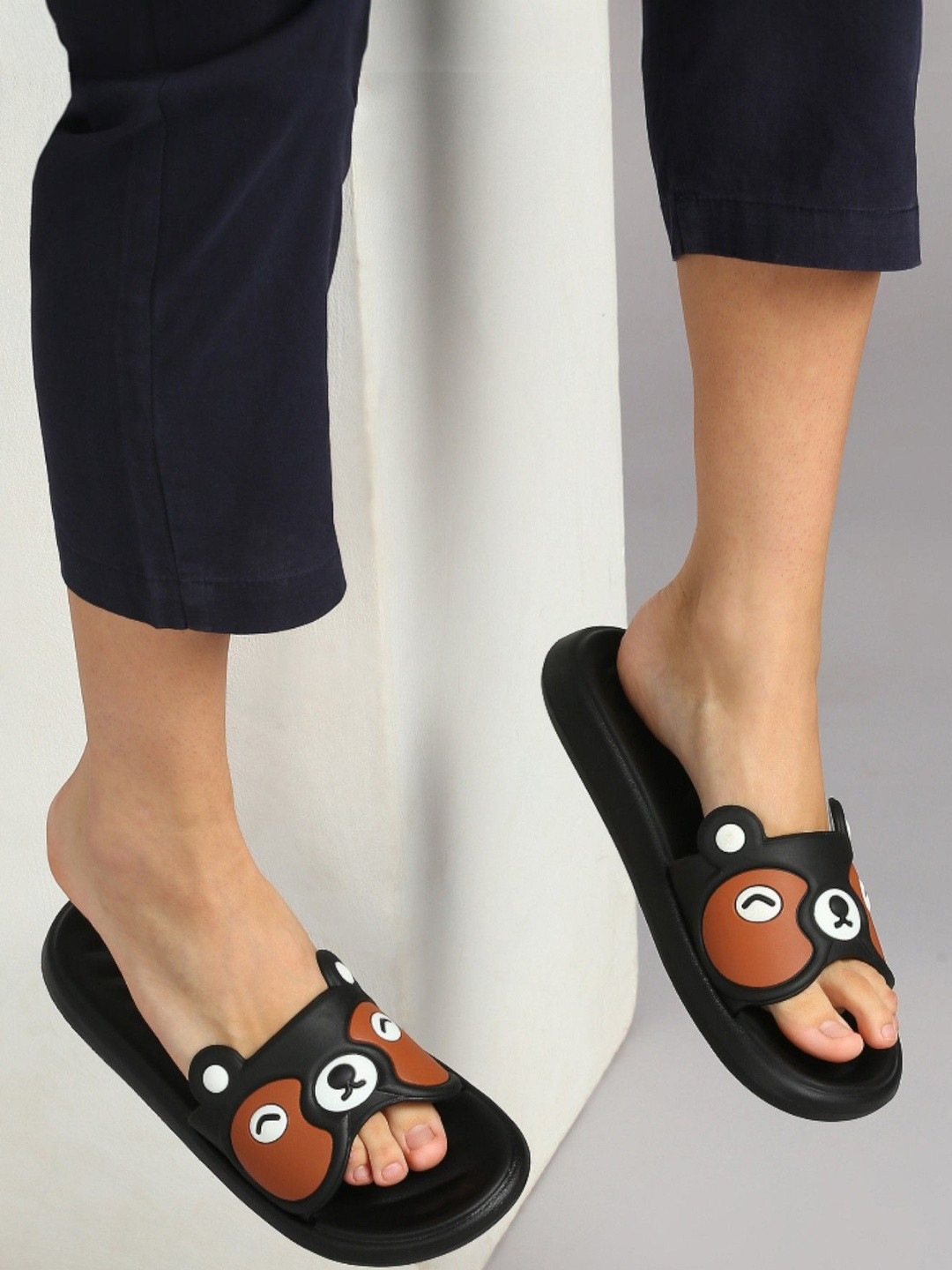 Slipover Women Sliders