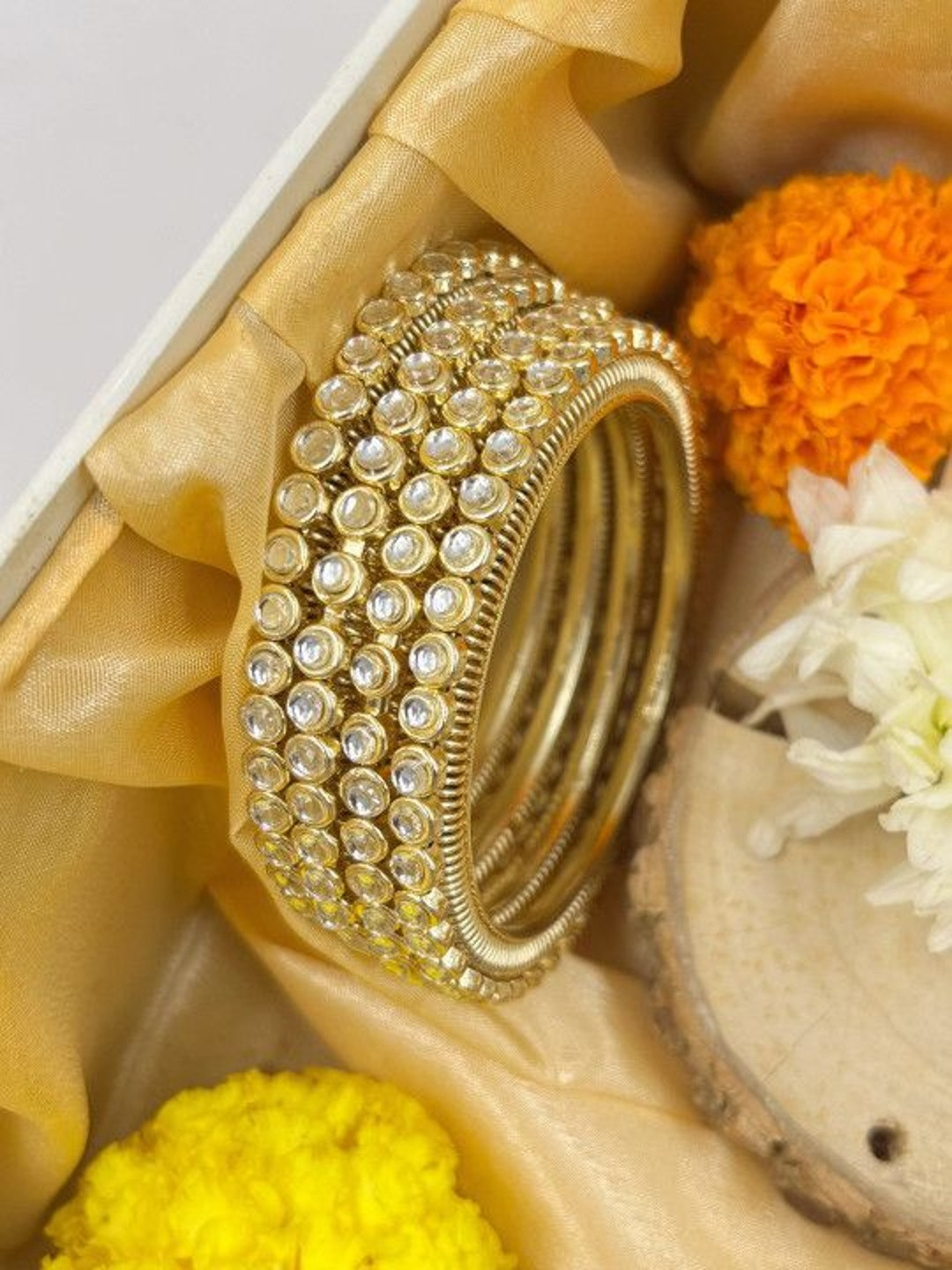 Wedding Chuda by Hitesh Bangles Set of 4 Kundan-Studded Bangle