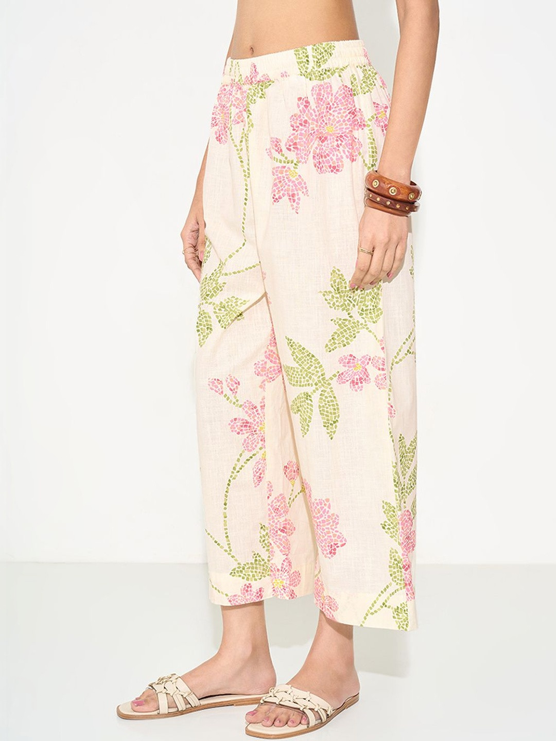 RANGMANCH BY PANTALOONS Women Floral Printed Cropped Ethnic Palazzos