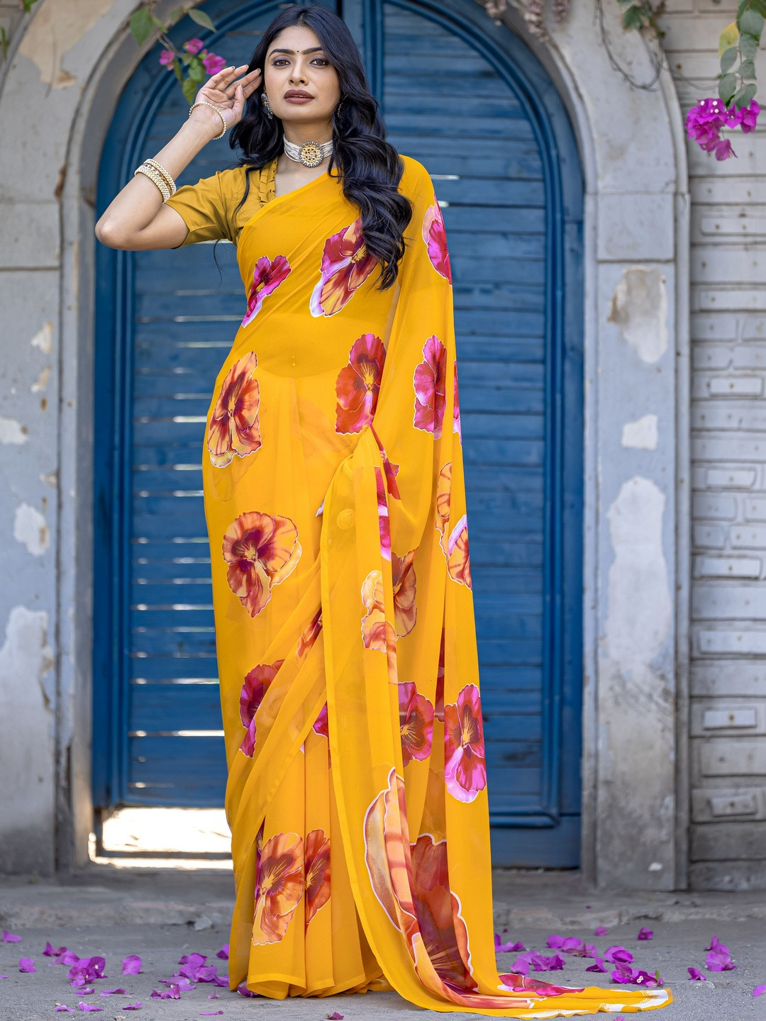 Vibhagyaa Floral Poly Chiffon Saree