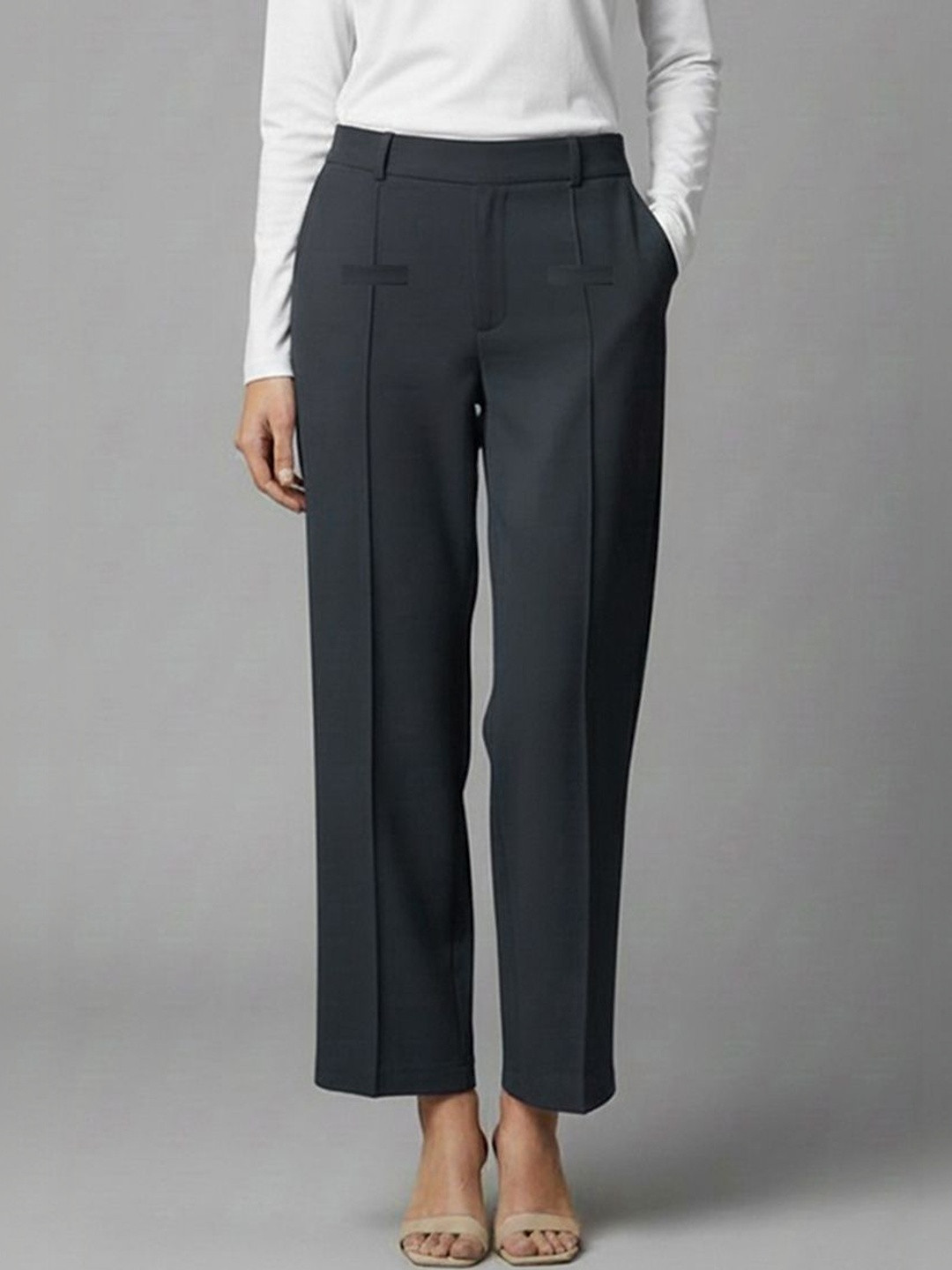 VOGAAN Women Relaxed Loose Fit High-Rise Easy Wash Trousers