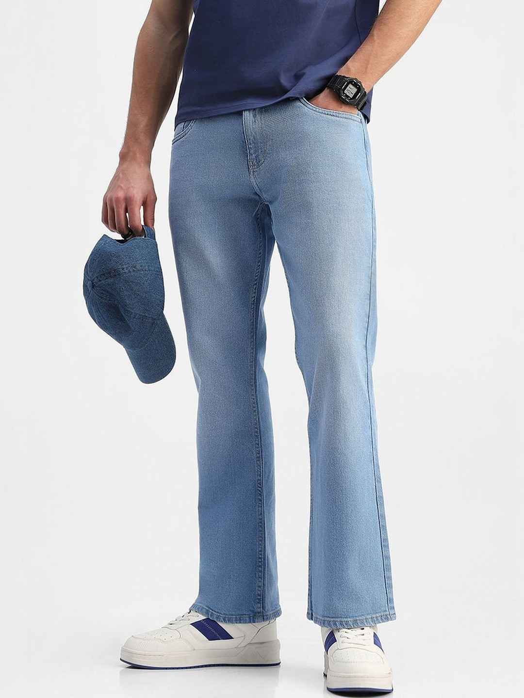 Snitch Men Bootcut Mid-Rise Washed Light Fade Stretchable Jeans