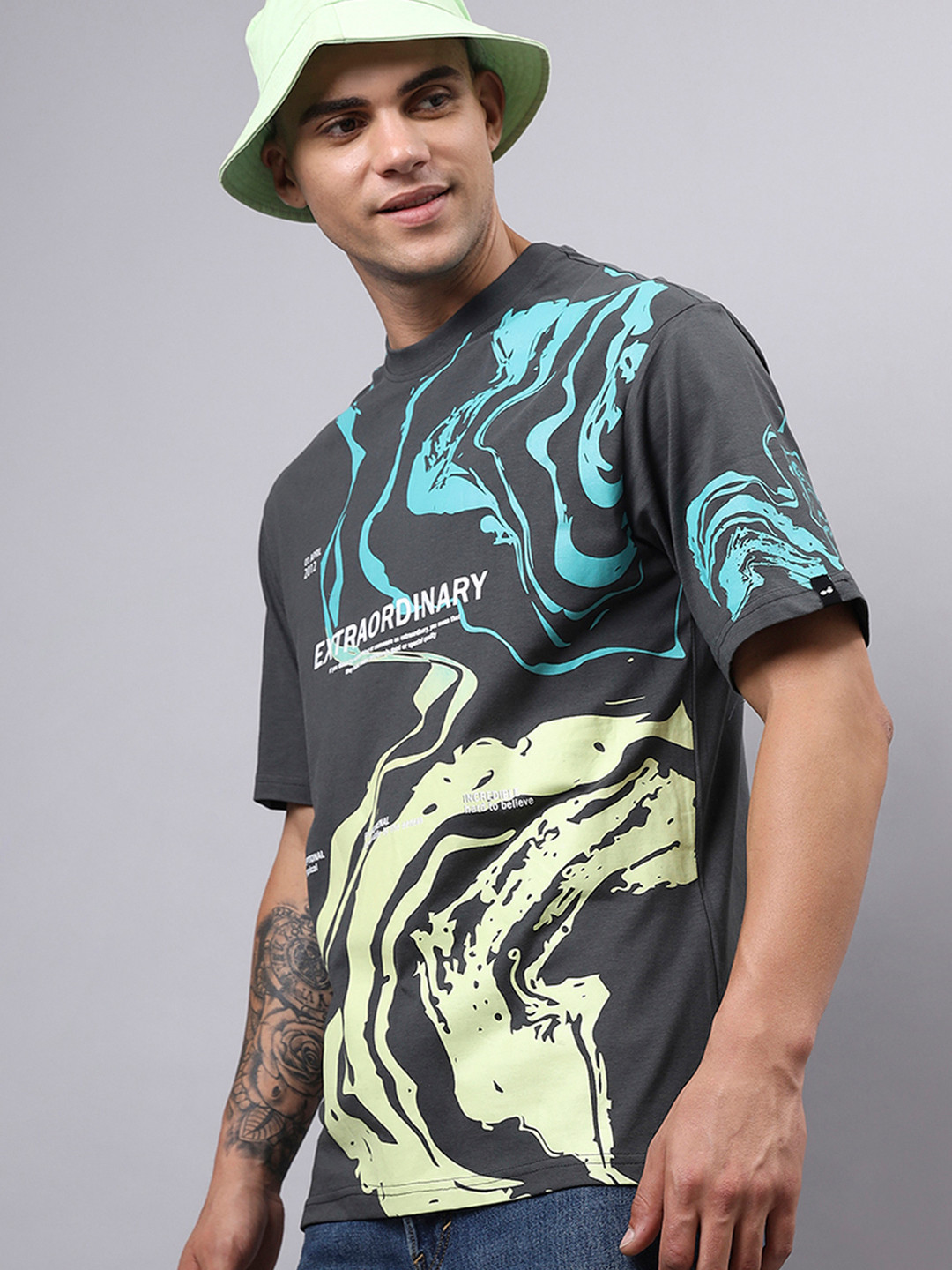 Bewakoof Men Grey Abstract Printed Graphic Cotton Round Neck Oversized Fit T-shirt