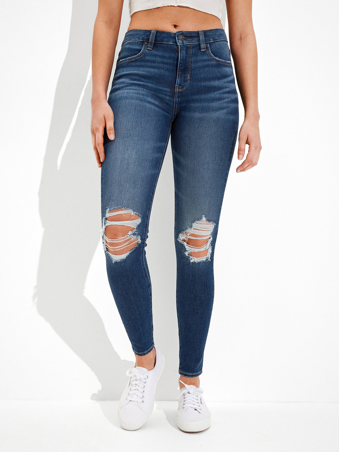 AMERICAN EAGLE OUTFITTERS Women Blue Skinny Fit Mildly Distressed Light Fade Jeans