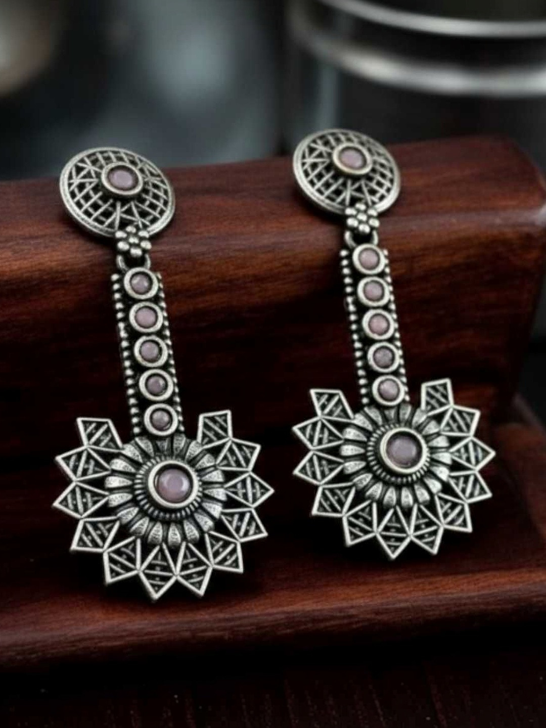 BANITHANI Floral Drop Earrings
